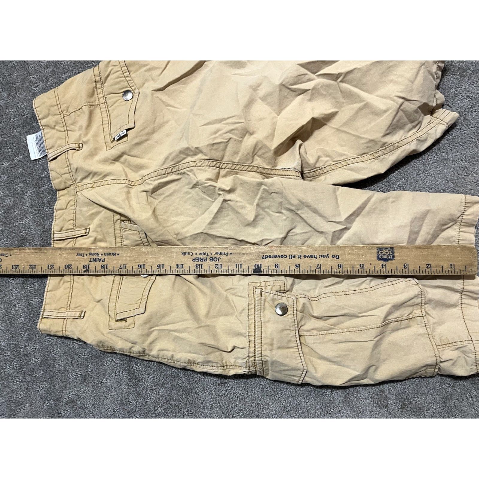 Levi's Levi's Cargo Shorts Mens Size 29 Beige Regular Fit Casual Outdoor Size US 29 - 5 Thumbnail