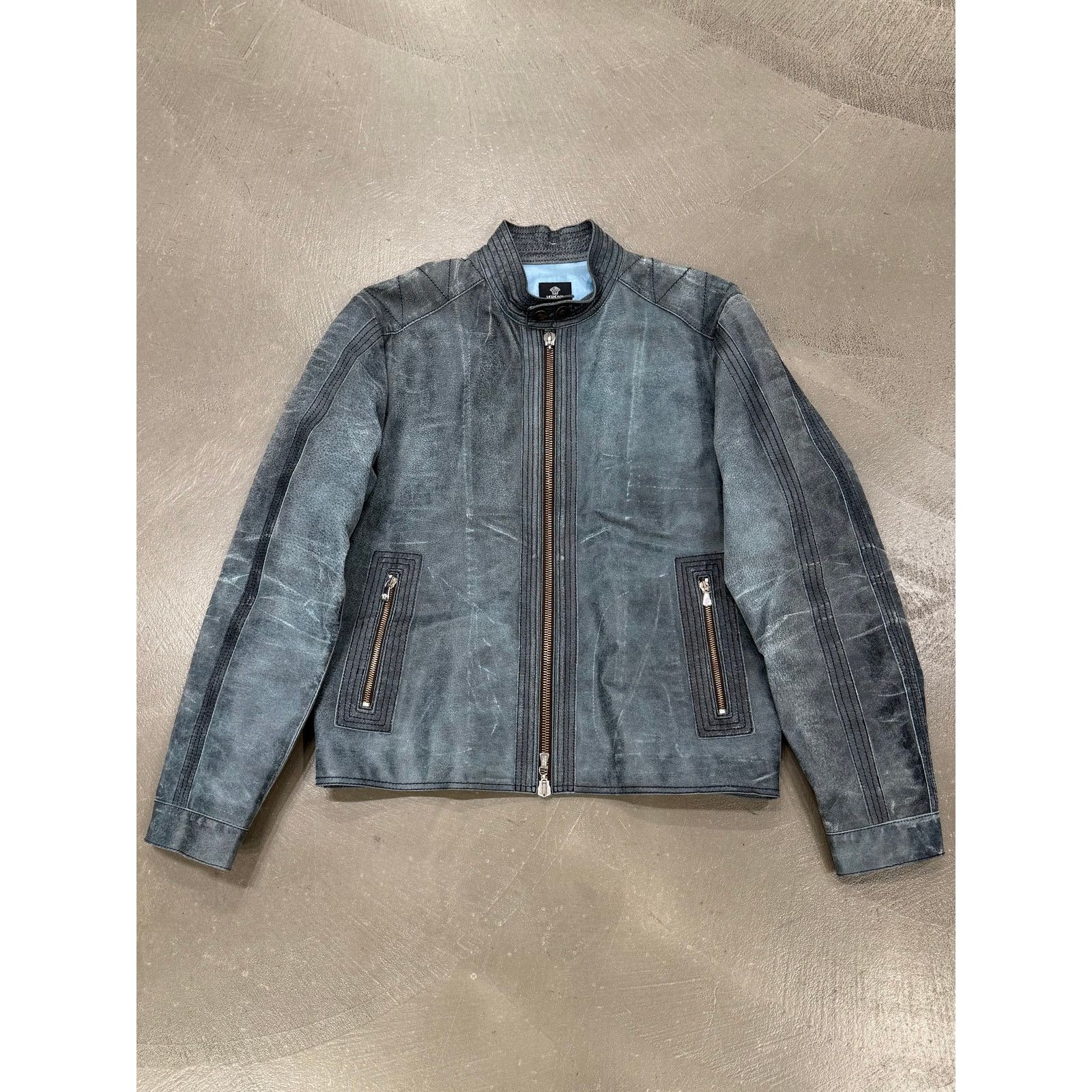 Versace 2000s Versace distressed leather jacket Size US M / EU 48-50 / 2 - 1 Thumbnail