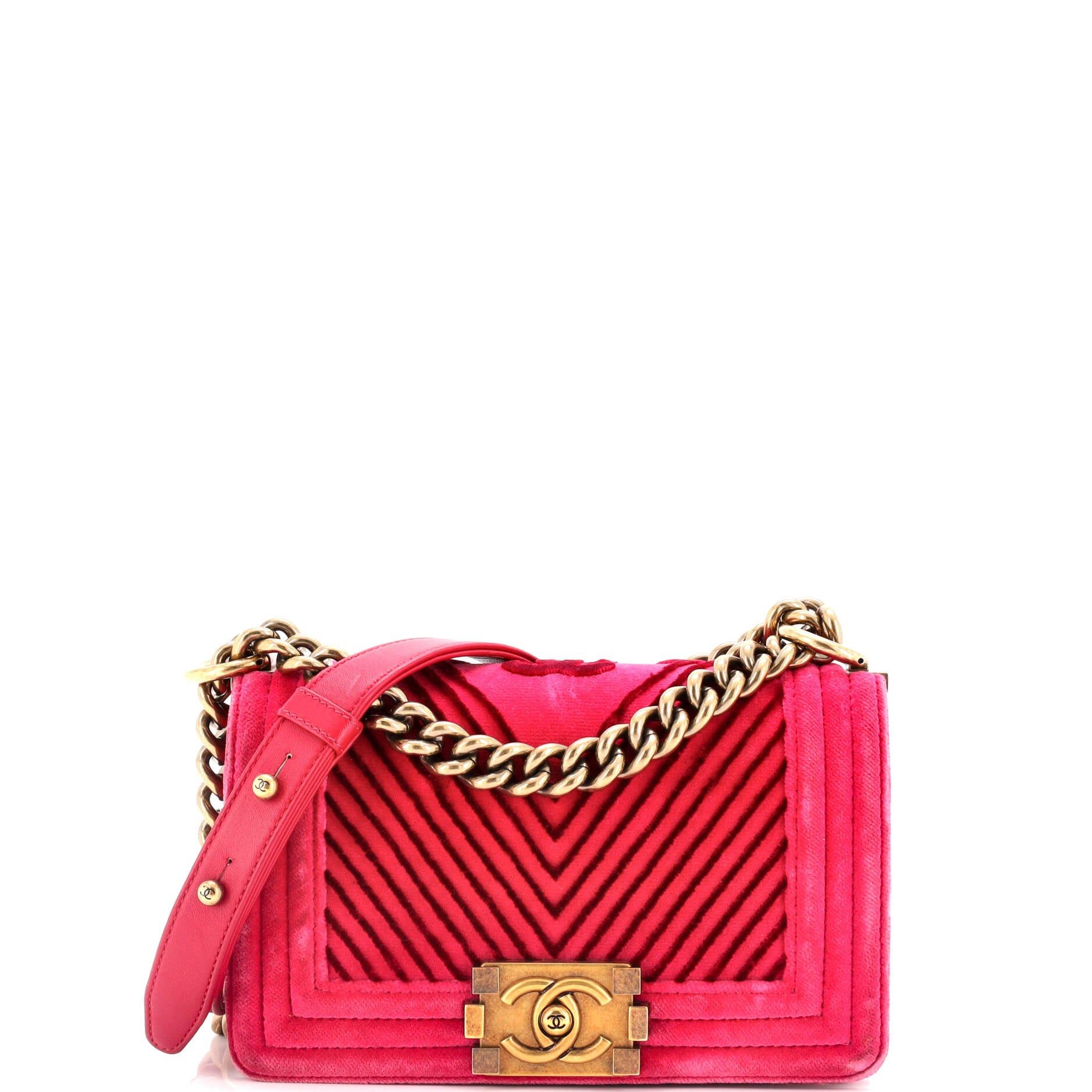 Chanel Boy Flap Bag Size ONE SIZE - 1 Thumbnail
