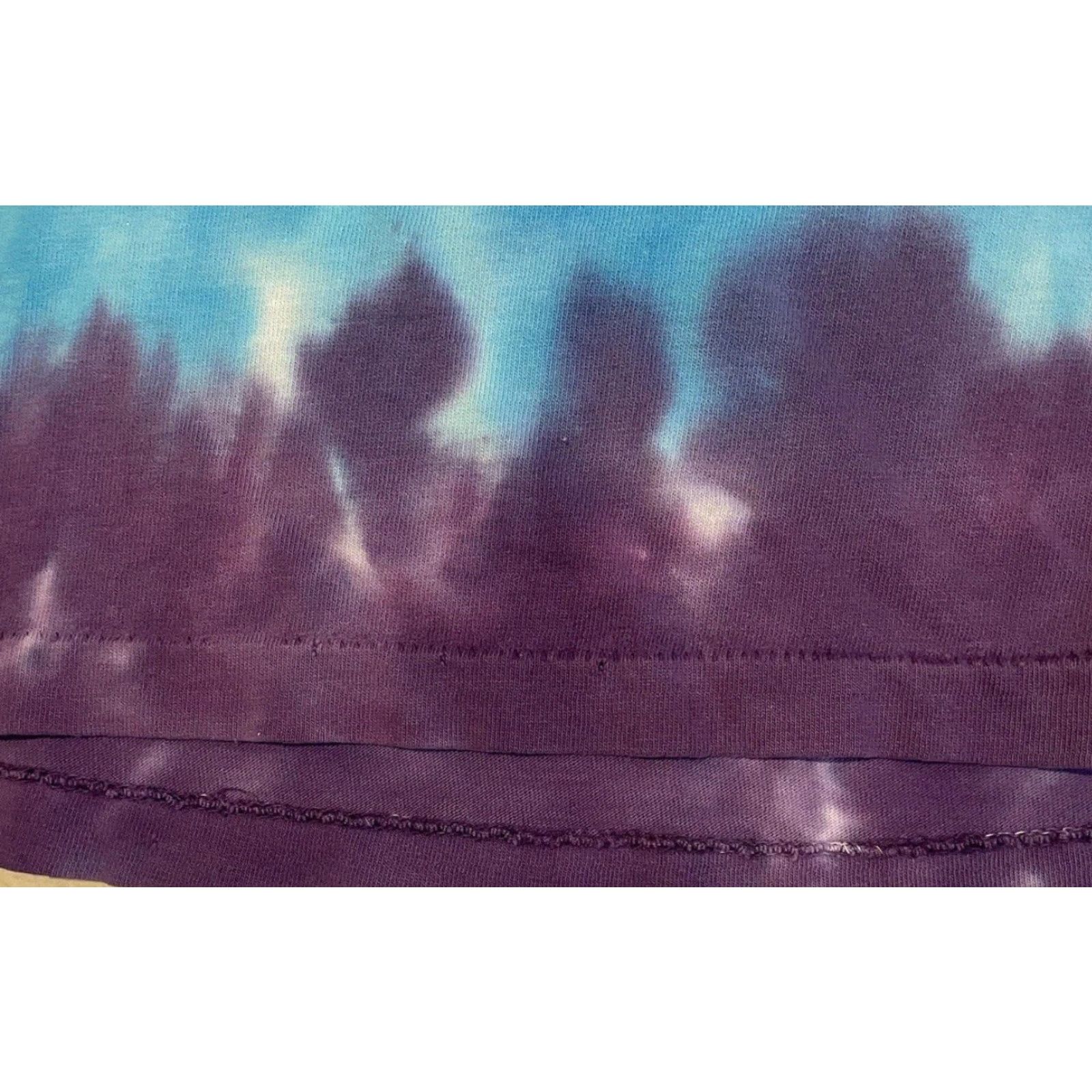 Vintage VINTAGE Woodstock 94 Faded Distress Tie Dye Shirt M Concert Hippie Grunge 90s Mens T-Shirt Blue Size US M / EU 48-50 / 2 - 7 Thumbnail