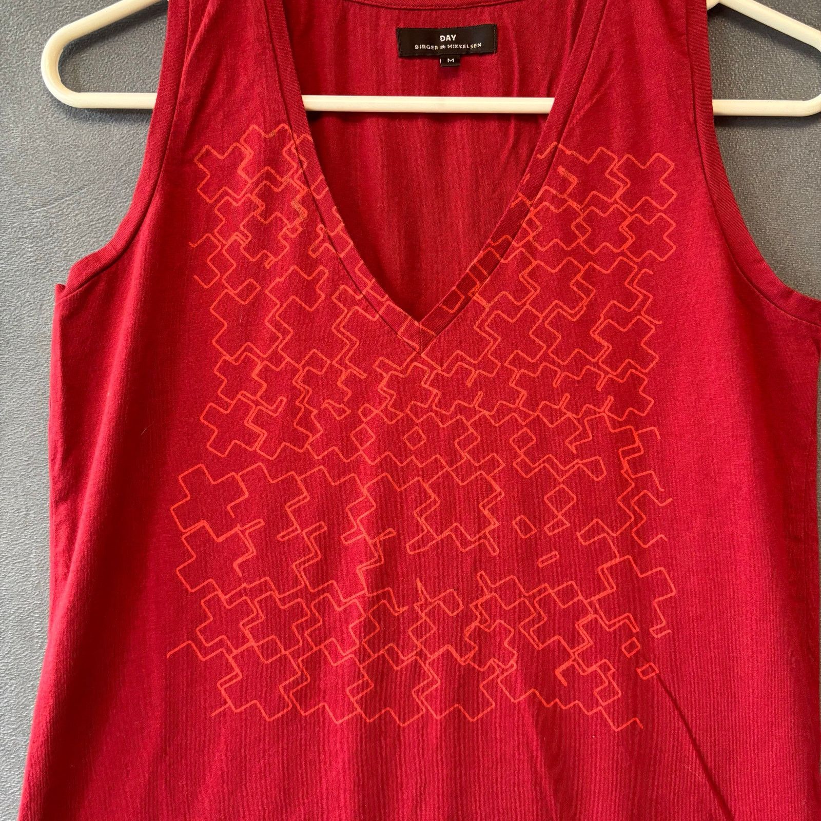 Other DAY Birger Et Mikkelson Tank Top V-Neck Sleeveless Shirt Size M / US 6-8 / IT 42-44 - 2 Thumbnail