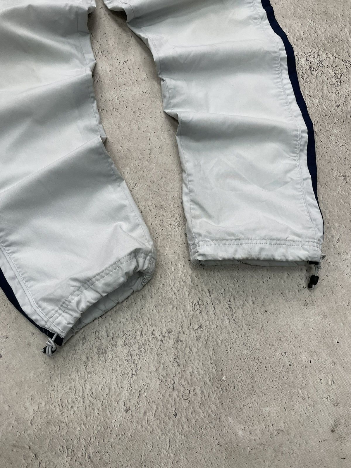 Nike Nike drill swoosh track pants y2k hype Size US 32 / EU 48 - 2 Thumbnail