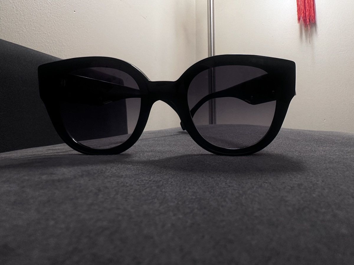 Fendi Fendi Cat Eye Sunglasses Black Gold Logo Size ONE SIZE - 5 Thumbnail