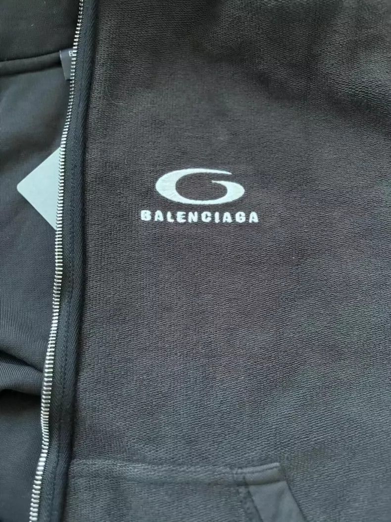 Balenciaga Balenciaga Reverse single ring logo zipper sweater jacket Size US M / EU 48-50 / 2 - 3 Thumbnail