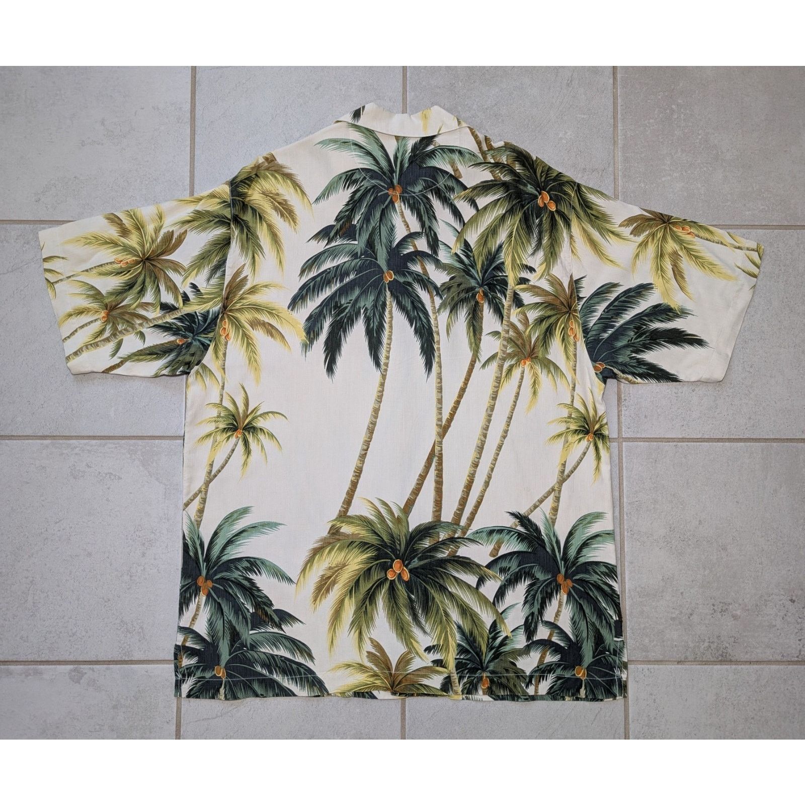 Tommy Bahama Tommy Bahama Men's Medium Short Sleeve Shirt Tropical Silk Size US M / EU 48-50 / 2 - 5 Thumbnail