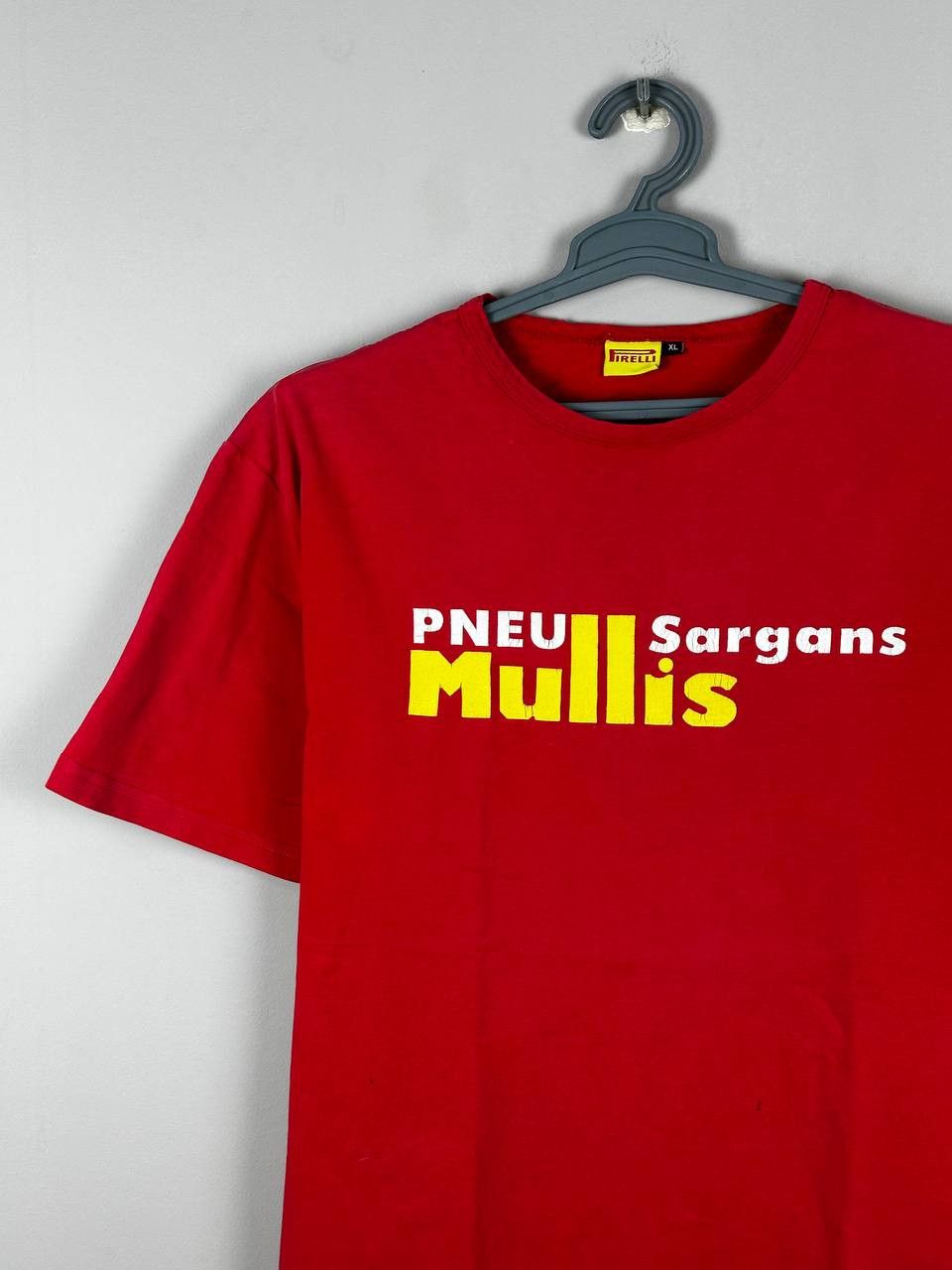 Vintage Vintage Pirelli Ferarri Distressed Red Racing T Shirt Size US XL / EU 56 / 4 - 4 Thumbnail