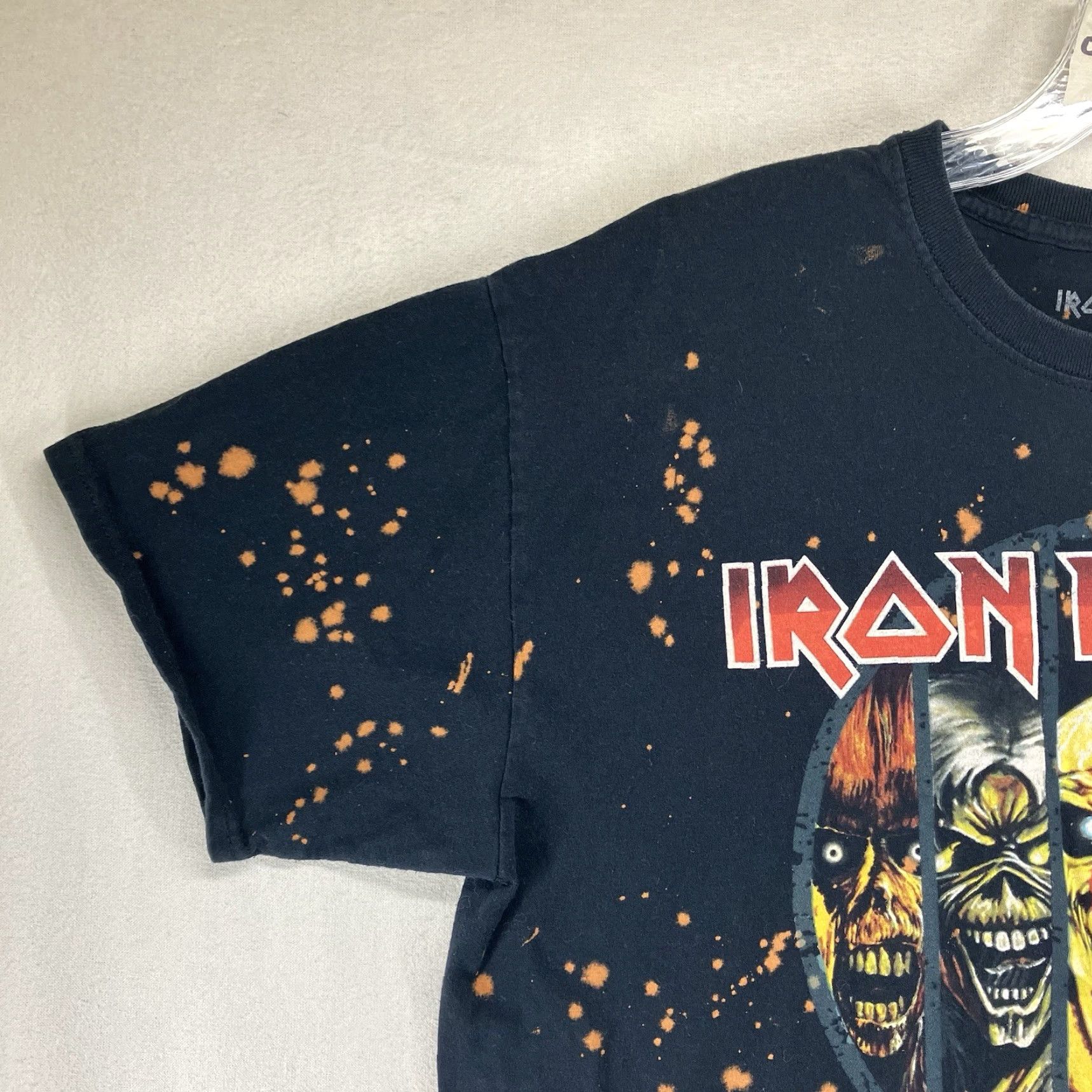 Vintage VINTAGE Iron Maiden Eddie Evolution Tee 2012 LG All Cotton Bleached Shirt Men L Black Cotton T-Shirt Crew Neck Short Sleeve Logo Band Music Rock 90s? Size US L / EU 52-54 / 3 - 7 Thumbnail