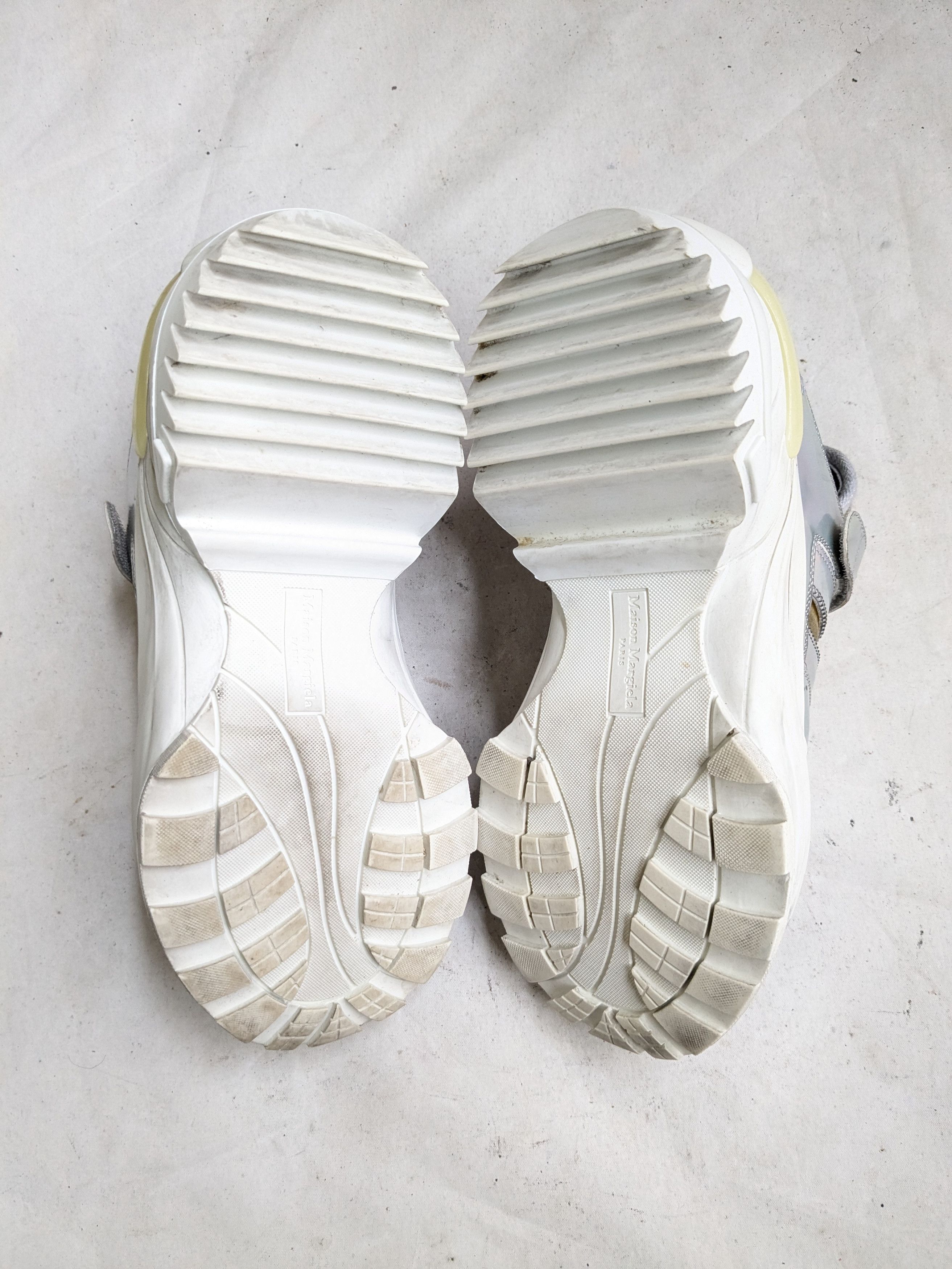Maison Margiela Maison Margiela Retrofit Sneakers Silver 8 Size US 8 / EU 41 - 15 Thumbnail
