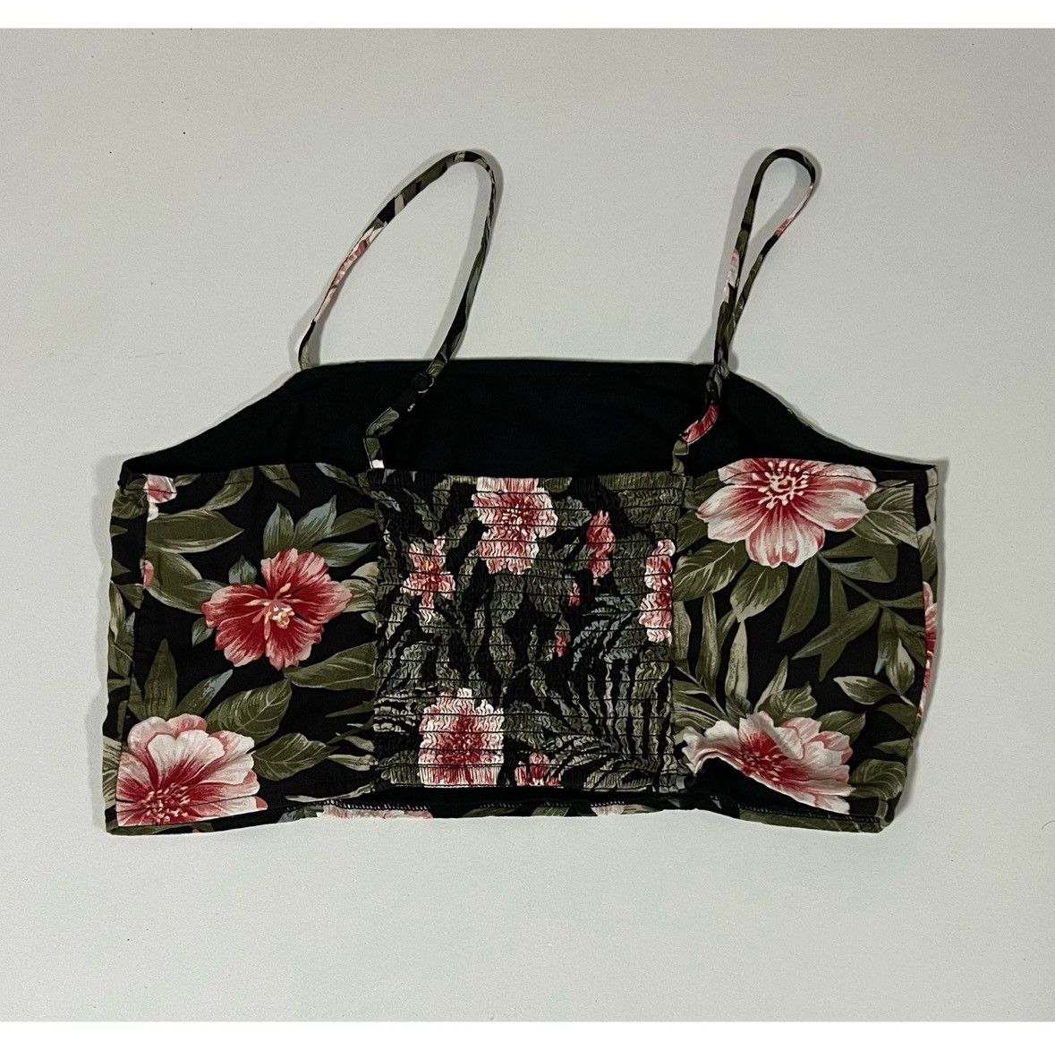 American Eagle Outfitters AE Black Red Tropical Floral Crop Top Shirt Blouse Size S 🌺✨ Size S / US 4 / IT 40 - 3 Thumbnail