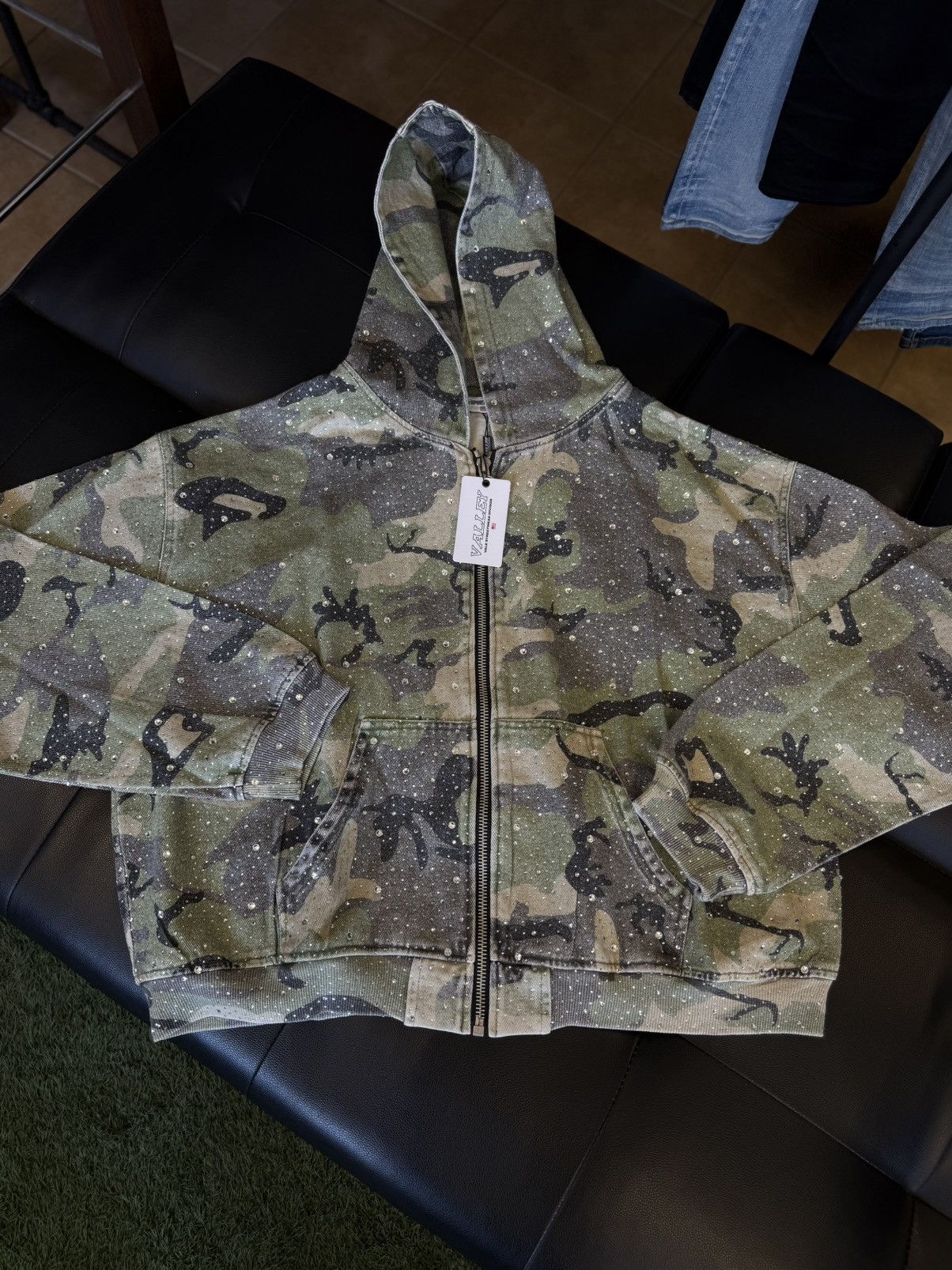 Vale Valley Green Camo Crystal Hoodie Size XXL (NEW) Size US XXL / EU 58 / 5 - 1 Thumbnail