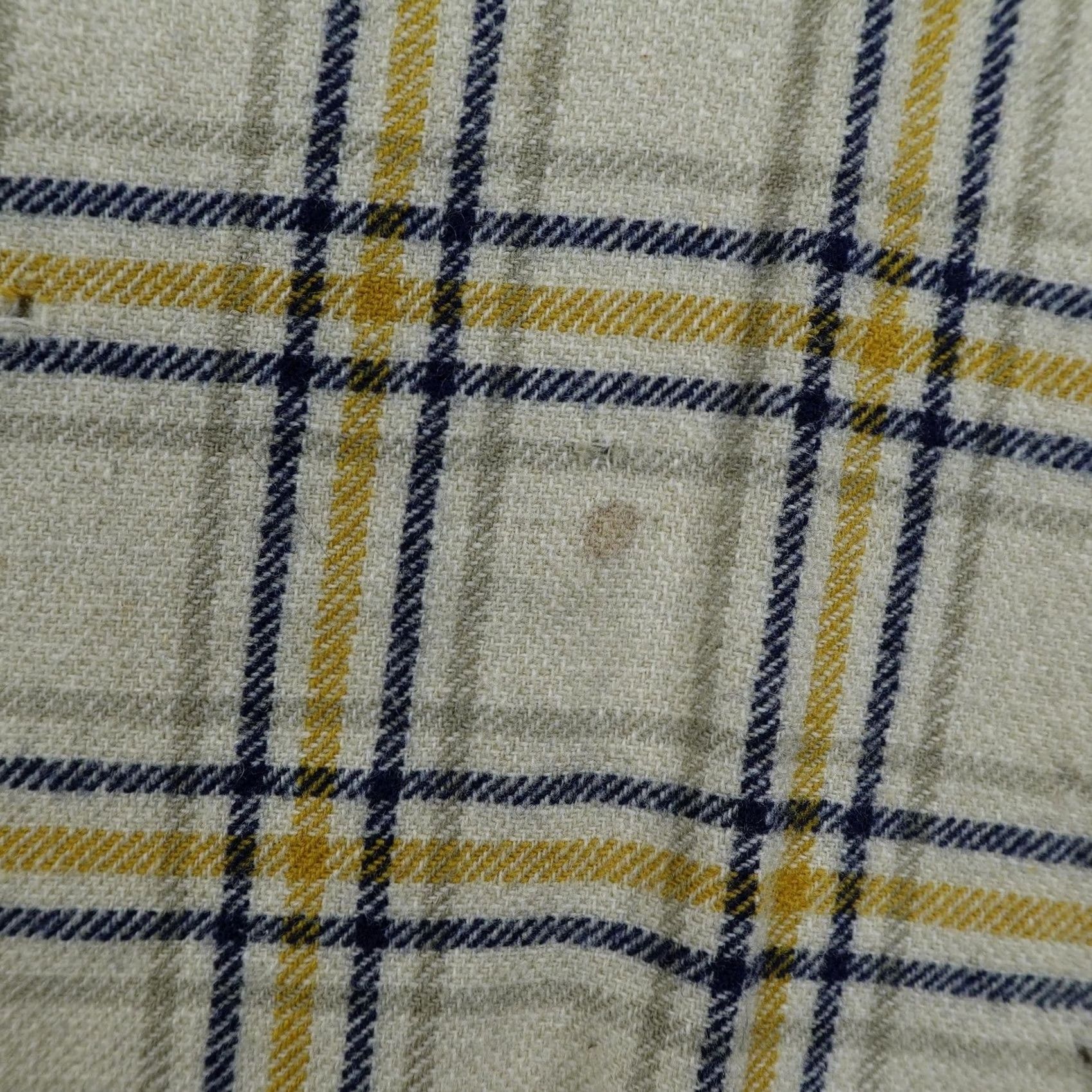 Pendleton Vintage Pendleton Shirt Mens XL Beige Plaid Lodge Flannel Wool Button Up 60s Size US XL / EU 56 / 4 - 6 Thumbnail
