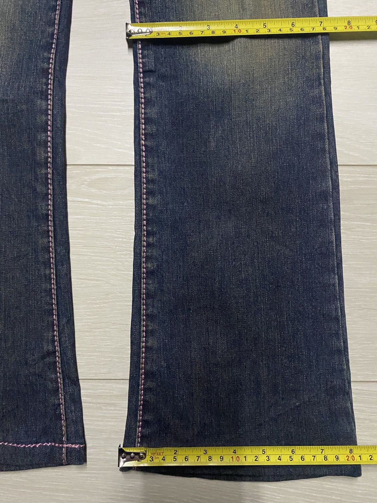Japanese Brand Woman Vintage Japanese Brand Mud Wash Distressed Flare Jeans Size US 26 / EU 42 - 13 Thumbnail