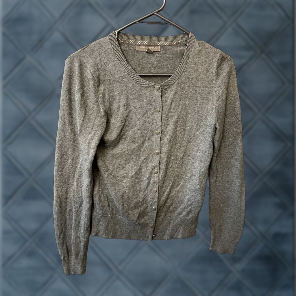 Banana Republic Banana Republic Cardigan Sweater Women's XS Long Sleeve Gray Cotton Viscose Knit Casual Fall Winter XS Womens Size XS / US 0-2 / IT 36-38 - 1 Thumbnail