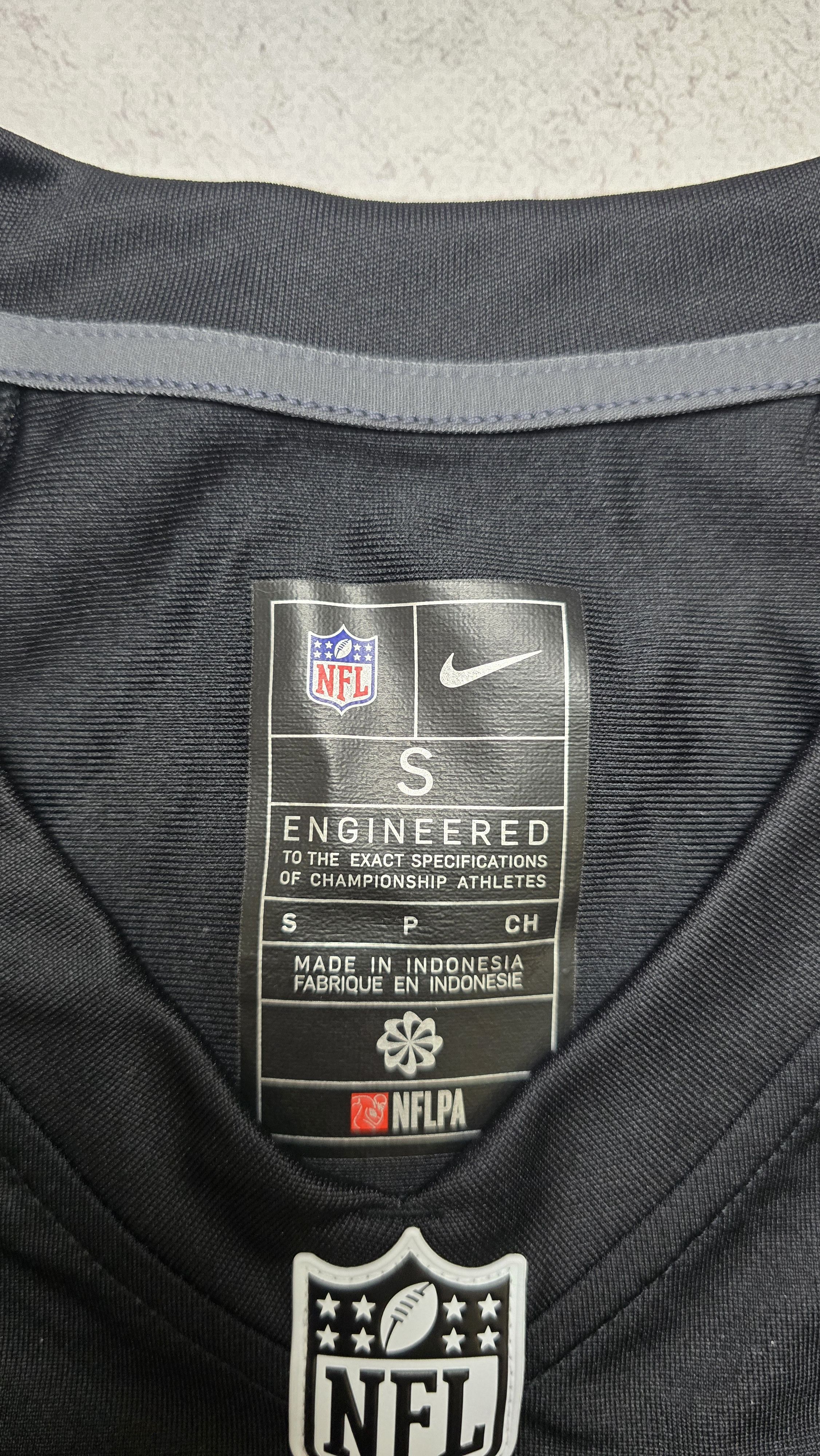 Nike Saquon Barkley Eagles Nike Super Bowl LIX Champions Jersey Size US S / EU 44-46 / 1 - 20 Thumbnail