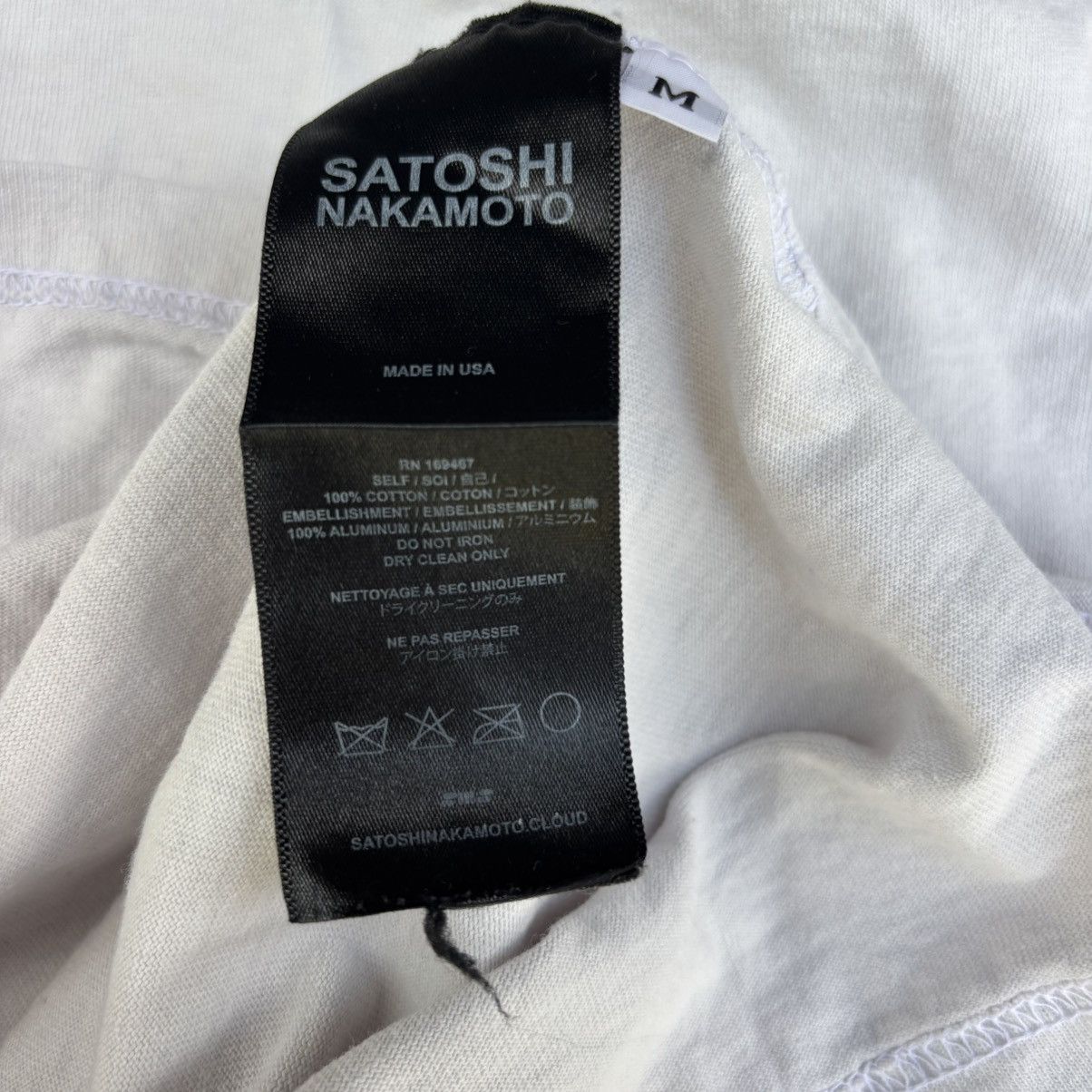 Satoshi Nakamoto SATOSHI NAKAMOTO CELLULAR TEE Size US M / EU 48-50 / 2 - 7 Thumbnail