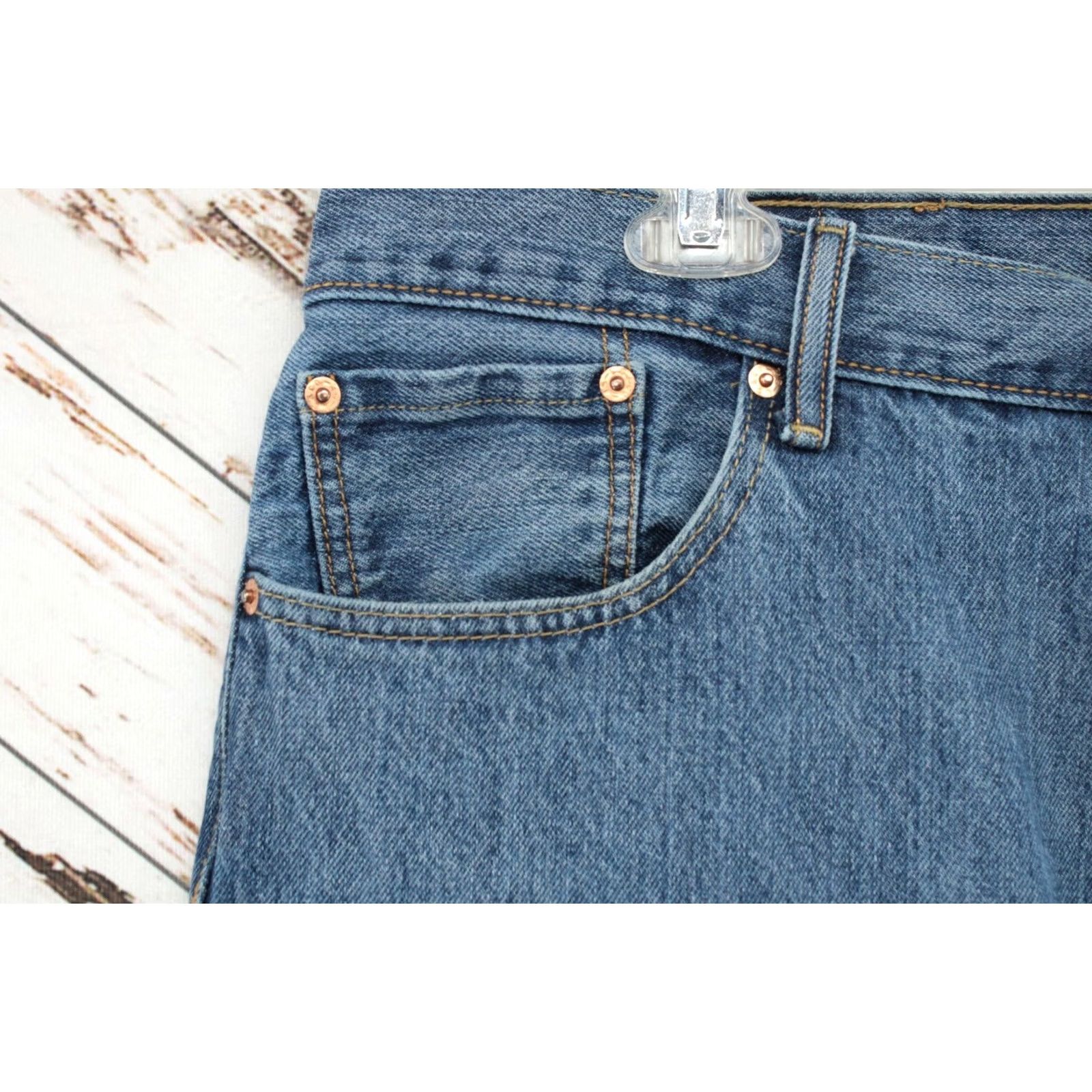 Levi's Levi's 501 Jeans Mens 38X34 Button Fly Blue Denim High Rise Stretch USA Cowboy Regular Moderate Pockets Logo 5-Pocket Size US 38 / EU 54 - 4 Thumbnail
