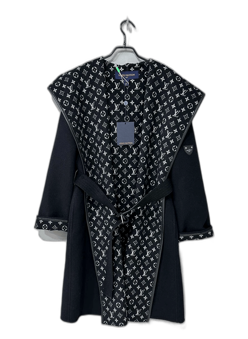 Louis Vuitton Louis Vuitton Full Print Coat -2505 Size M / US 6-8 / IT 42-44 - 1 Thumbnail