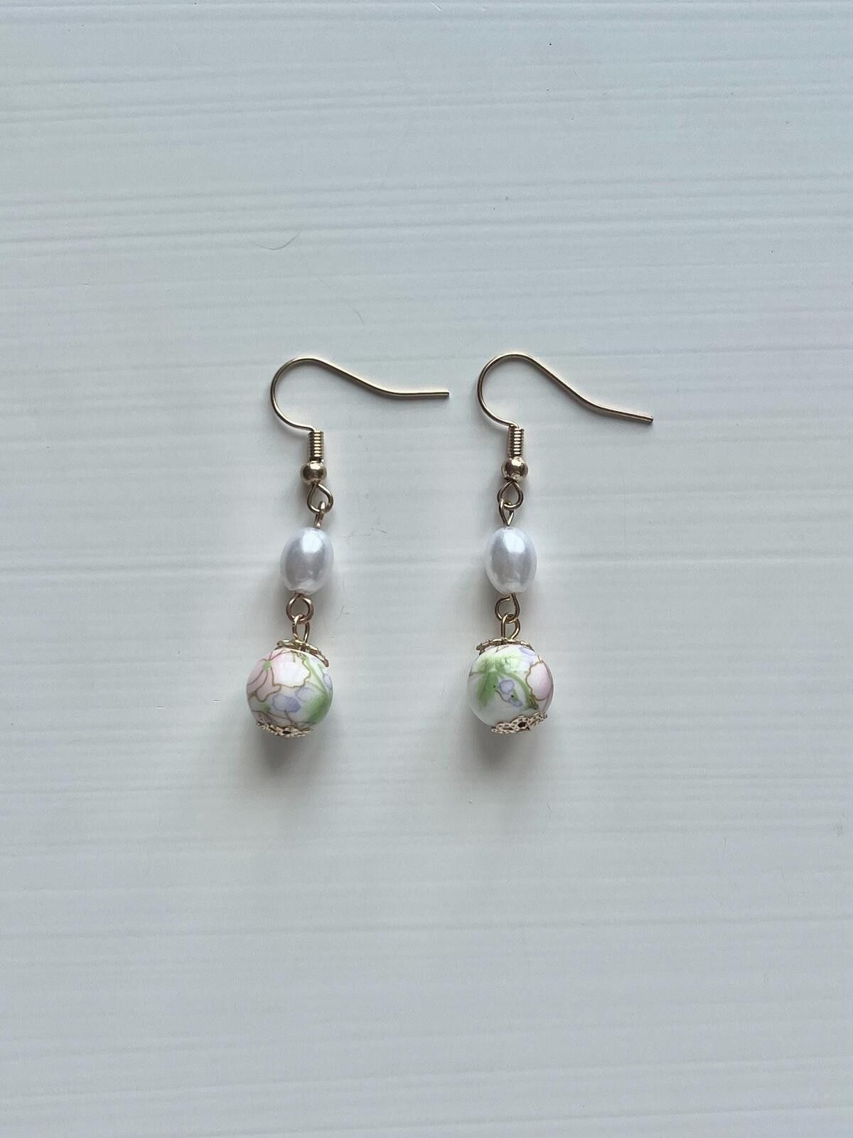 Other Gold pink white pearl drop earrings Size ONE SIZE - 2 Thumbnail
