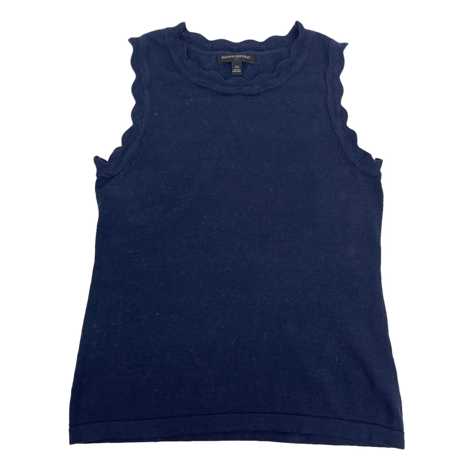 Banana Republic Banana Republic Women’s Blue Scallop Hem Tank Sweater SizeXS Size XS / US 0-2 / IT 36-38 - 5 Thumbnail
