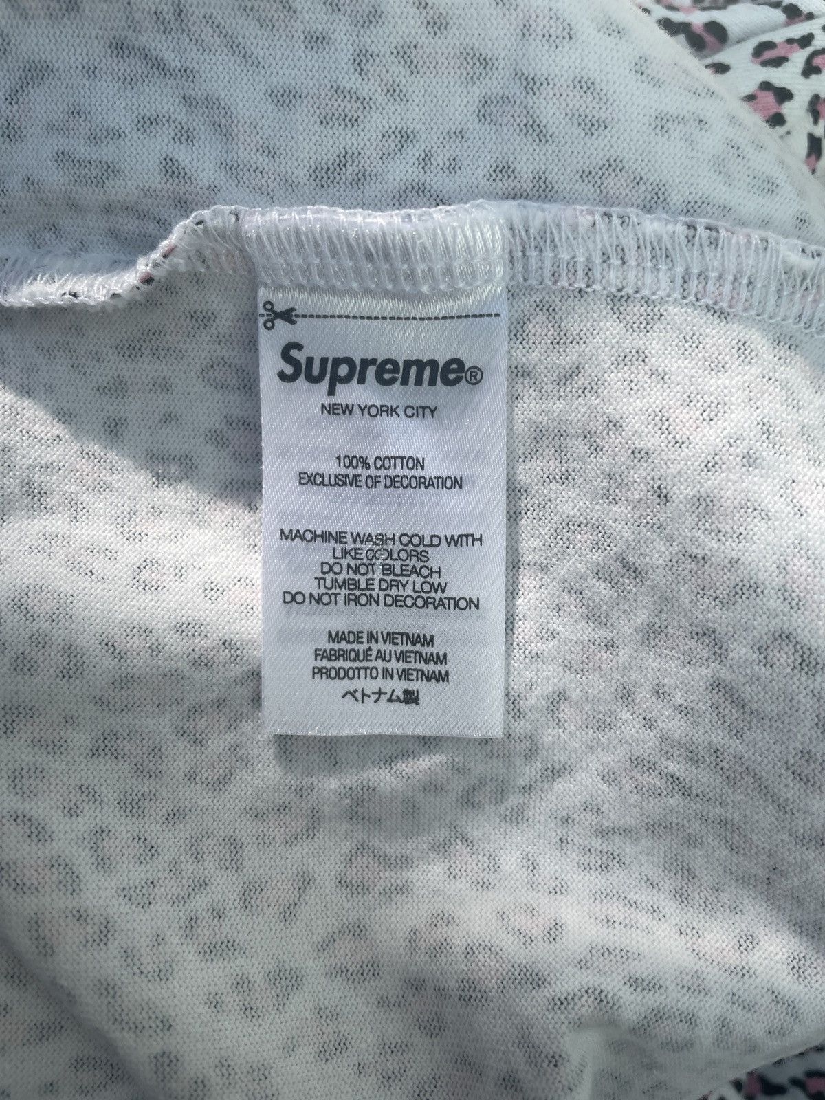 Supreme Supreme Pink Leopard Print T Shirt Size US XL / EU 56 / 4 - 5 Thumbnail