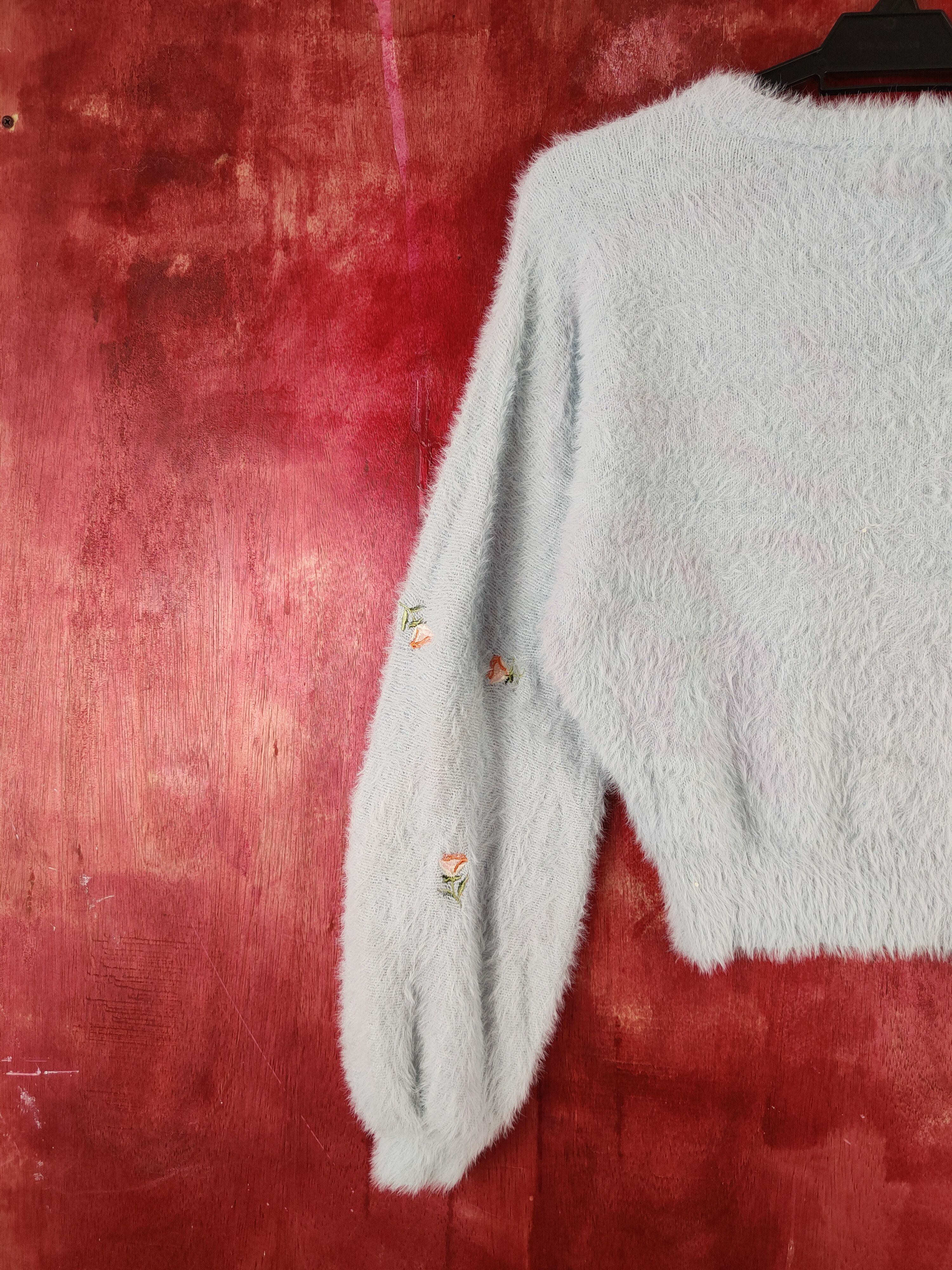 Japanese Brand × Vintage Dazzlin Blue Flowers Fur Mohair Knitwear Size M / US 6-8 / IT 42-44 - 9 Thumbnail