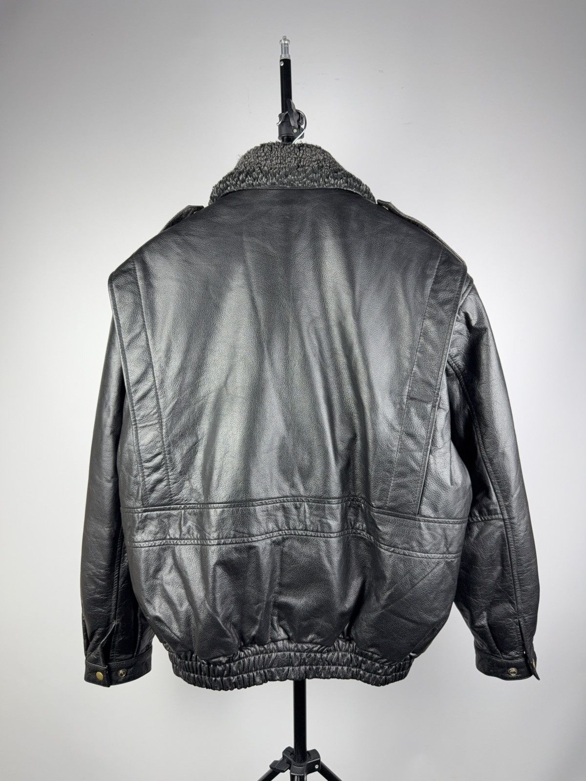 Japanese Brand Vintage 90s Military Army USA Leather Bomber Flight Jacket Size US L / EU 52-54 / 3 - 6 Thumbnail
