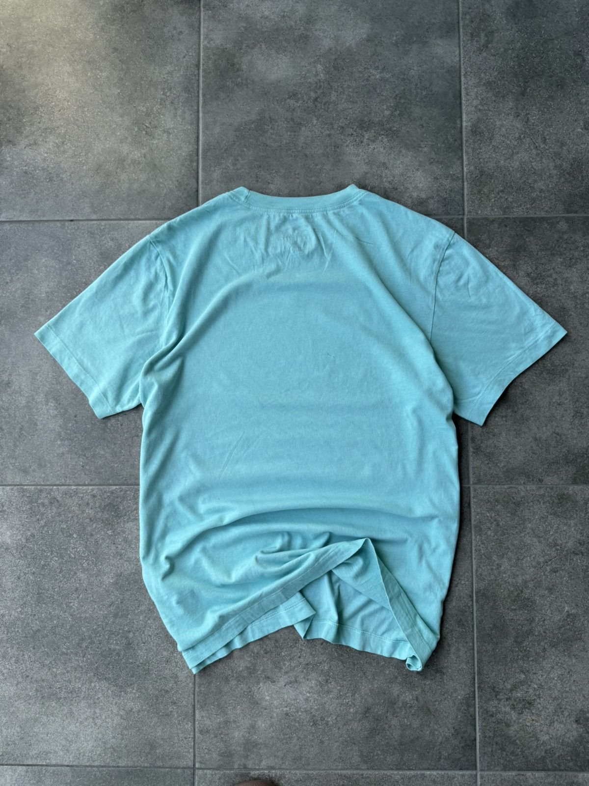 Nike Nike Vintage T Shirt big logo center swoosh Size US L / EU 52-54 / 3 - 6 Thumbnail