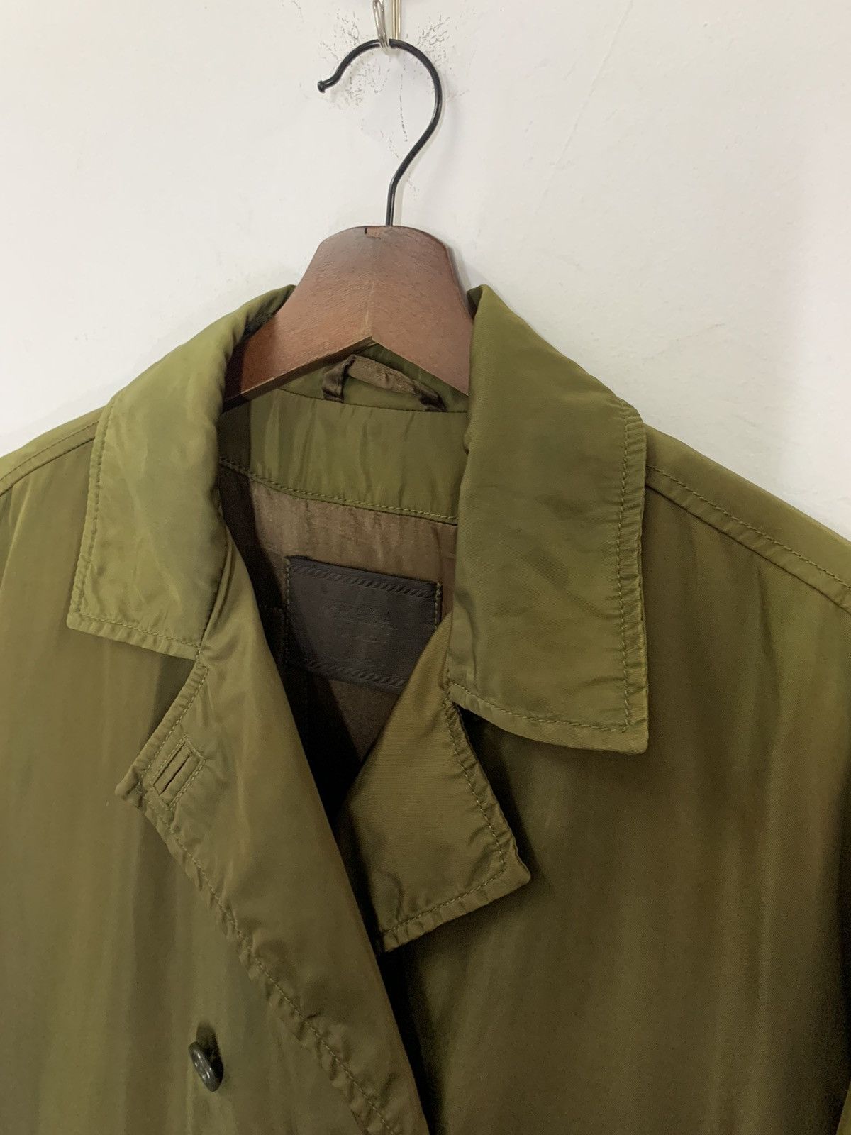 Prada Vintage Nylon Insulated Belted Trench Coat Jacket Size US L / EU 52-54 / 3 - 5 Thumbnail