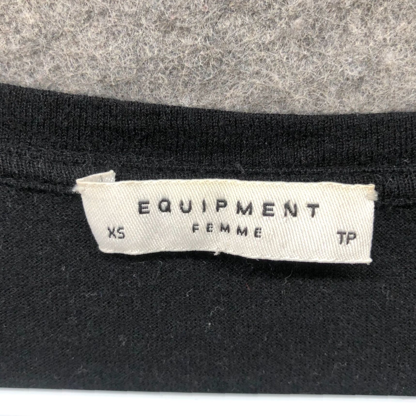 Equipment Equipment Femme T-Shirt Shirt Womens XS Black Crew Neck Long Sleeve Angora Cashmere Blend Size XS / US 0-2 / IT 36-38 - 5 Thumbnail