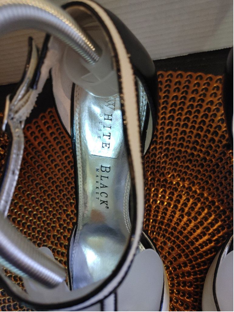 White House Black Market White House Black Market Ellie Heels Size 8M Size US 8 / IT 38 - 5 Thumbnail