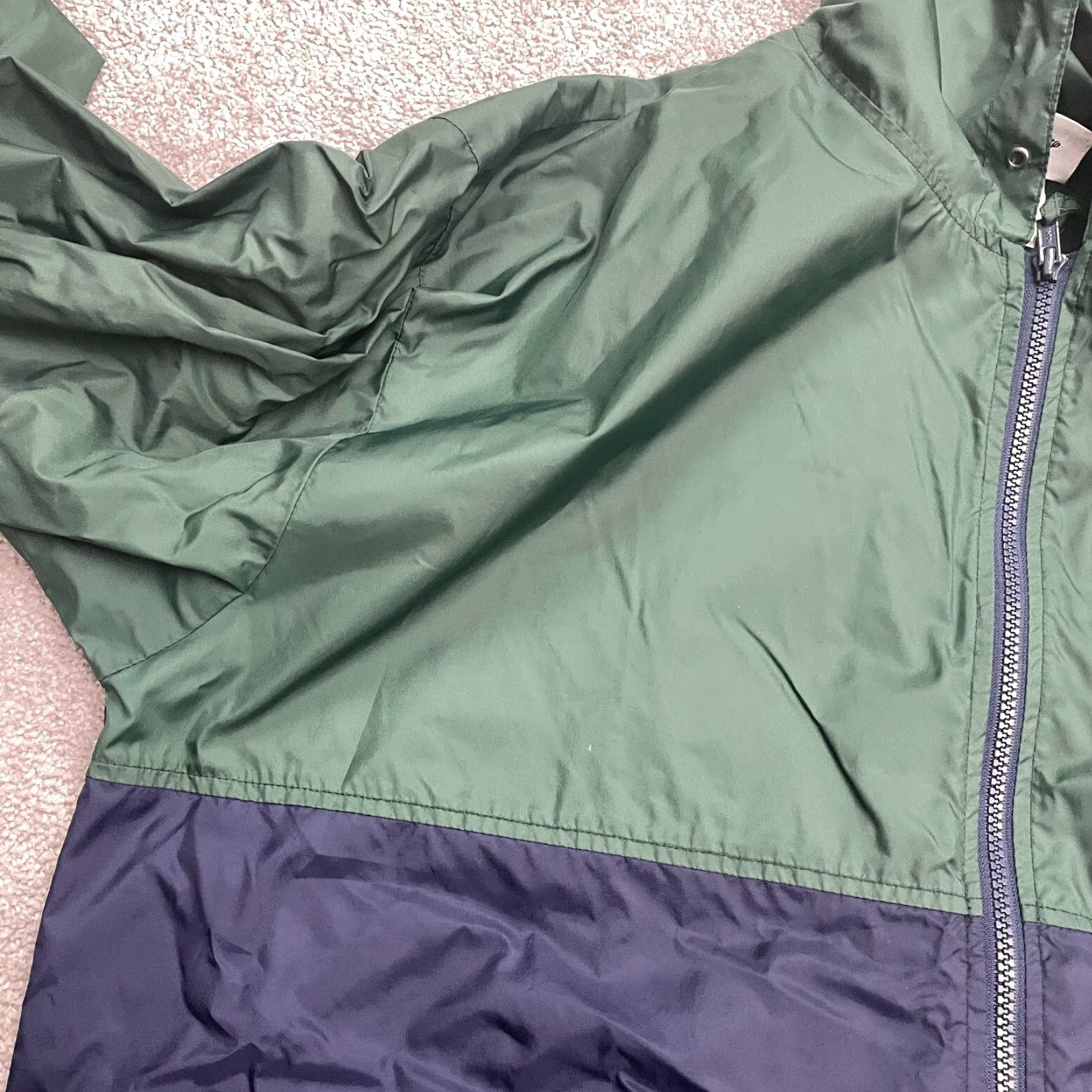 Disney Walt Disney World Hoodie Windbreaker Jacket Mens Large Green Blue Lightweight Size US L / EU 52-54 / 3 - 5 Thumbnail