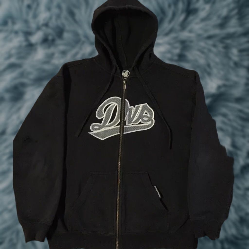 Quiksilver Vtg DVS Faded Distress Zip Hoodie S Skate Surf Grunge Punk Adio Matix Es 90s Y2K Hoodie Zip Men S Black 90s Grunge Punk Skateboard Fans Mens Size US S / EU 44-46 / 1 - 1 Thumbnail