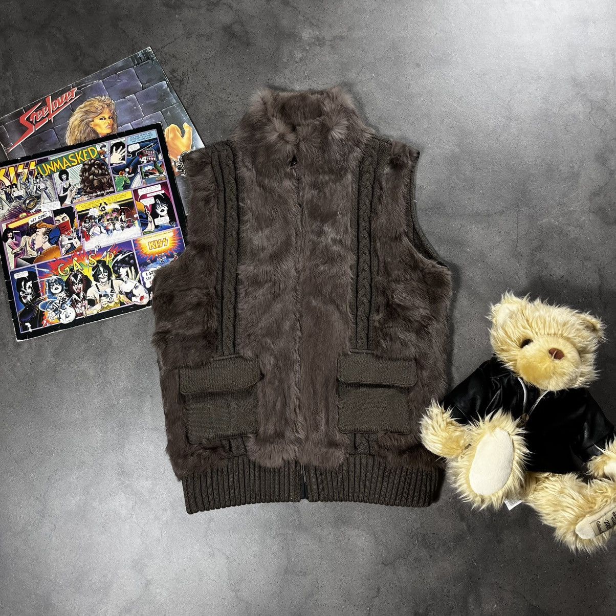 Japanese Brand Vintage Y2K Avant Garde Real Rabbit Fur Bomber Vest Jacket Size US S / EU 44-46 / 1 - 1 Thumbnail