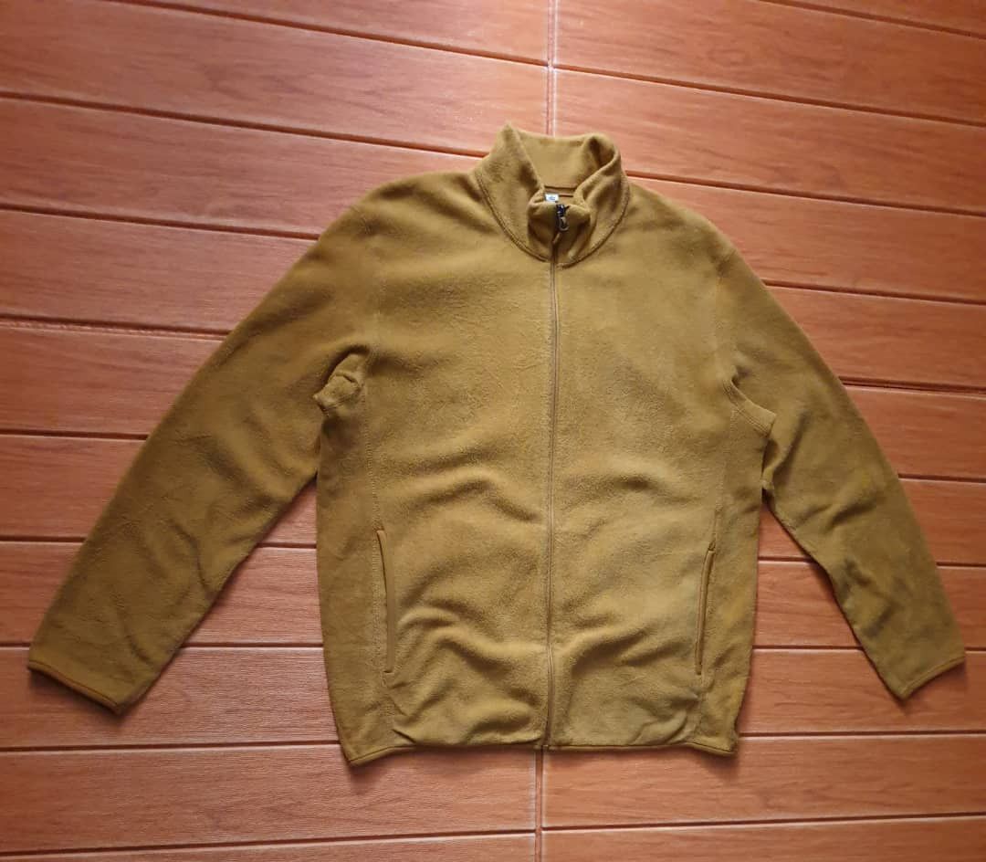 Japanese Brand Uniqlo Japanese brand yellow colour Fleece Sweater Size US L / EU 52-54 / 3 - 4 Thumbnail