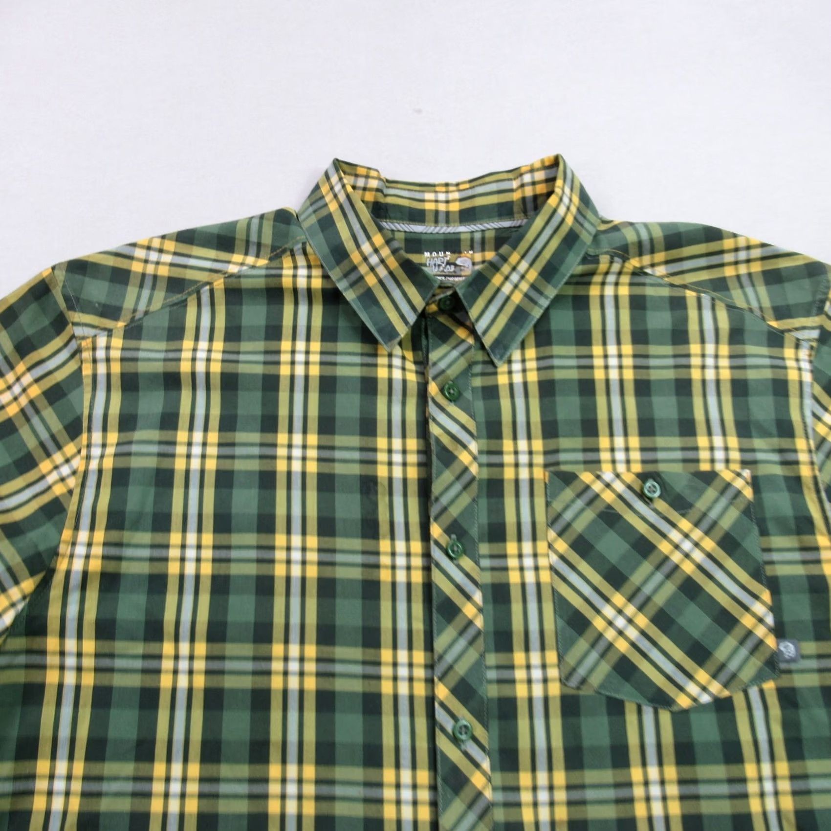 Mountain Hardwear Mountain Hardwear Shirt Mens XL Short Sleeve Button Plaid Pocket Green Size US XL / EU 56 / 4 - 3 Thumbnail
