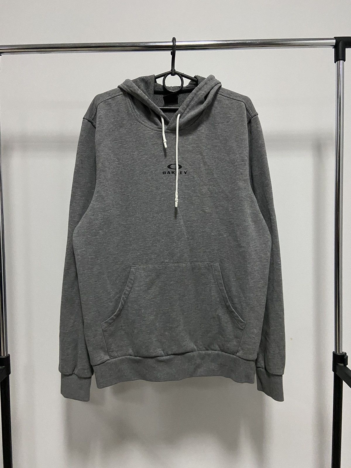 Oakley Oakley Vintage Hoodie Logo skate Size US XL / EU 56 / 4 - 1 Thumbnail