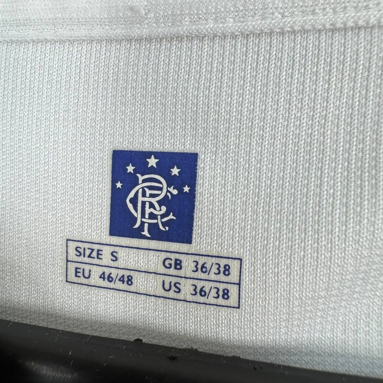 Umbro Glasgow Rangers Away 2004-05 Umbro Carling Jersey Men Size S Size US S / EU 44-46 / 1 - 4 Thumbnail
