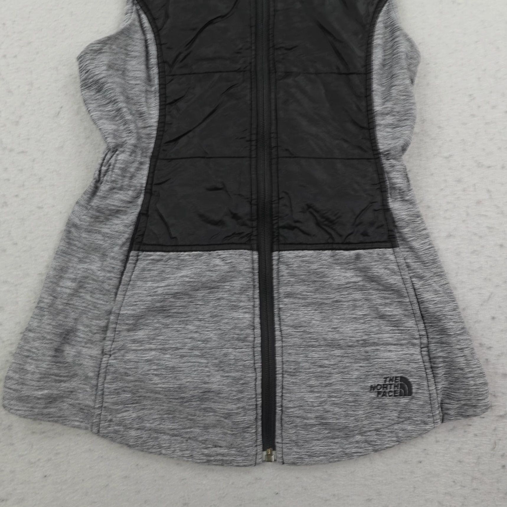 The North Face The North Face Vest Womens XS Gray Pseudio Hooded Full Zip Insulated Trail Running Outdoor Womens Size XS / US 0-2 / IT 36-38 - 3 Thumbnail