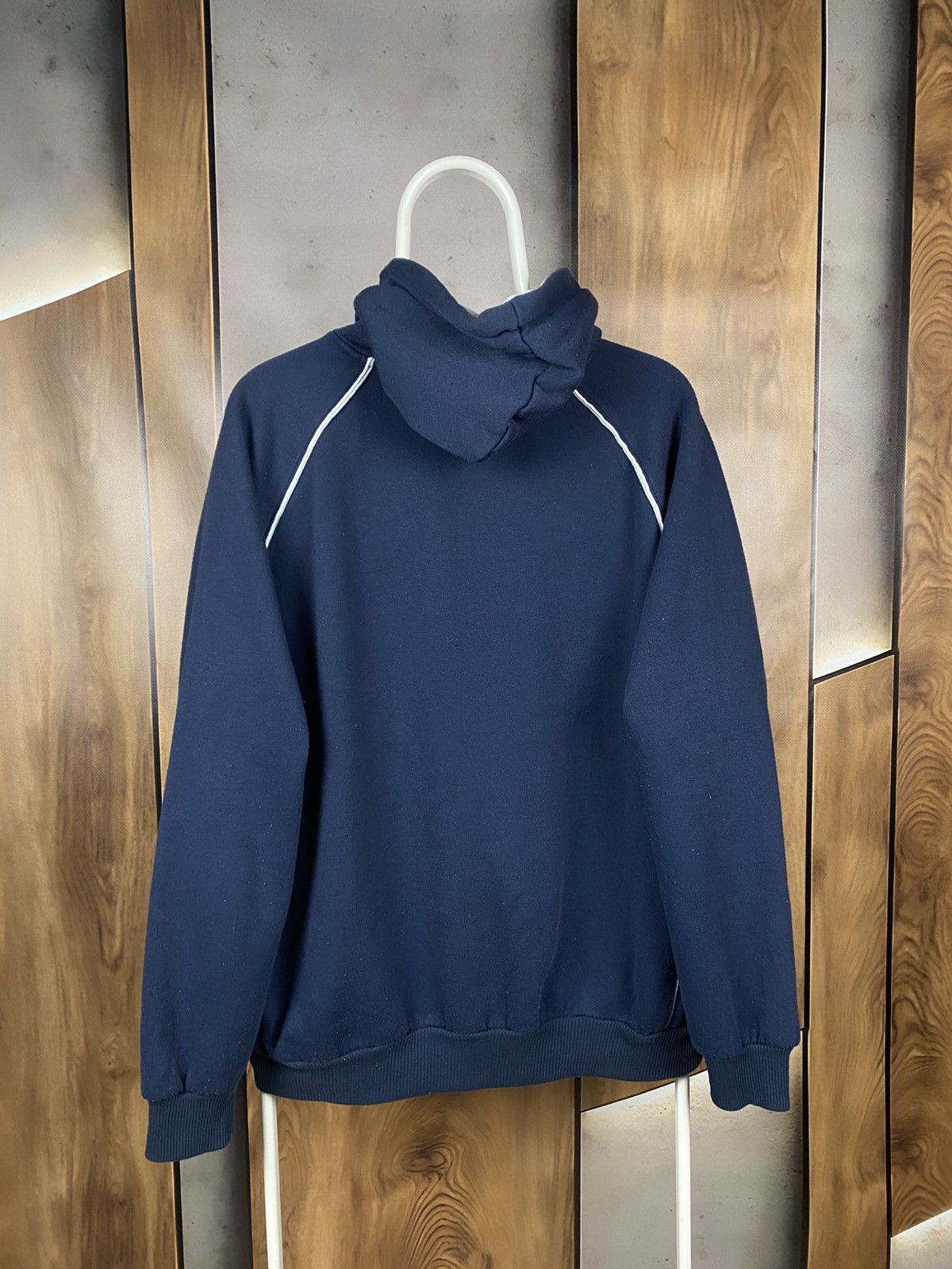 Umbro 🧨Vintage Hoodie Umbro Big Logo VTG Tee🧨 Size US XL / EU 56 / 4 - 10 Thumbnail