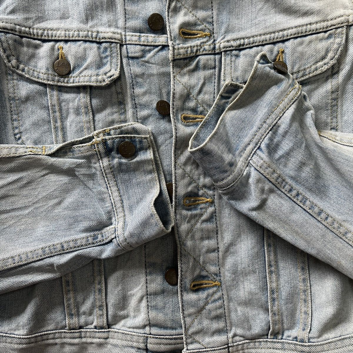 Lee Vintage 1980s Lee Storm Left Hand Denim Trucker Jacket 🇯🇵 Size US M / EU 48-50 / 2 - 15 Thumbnail