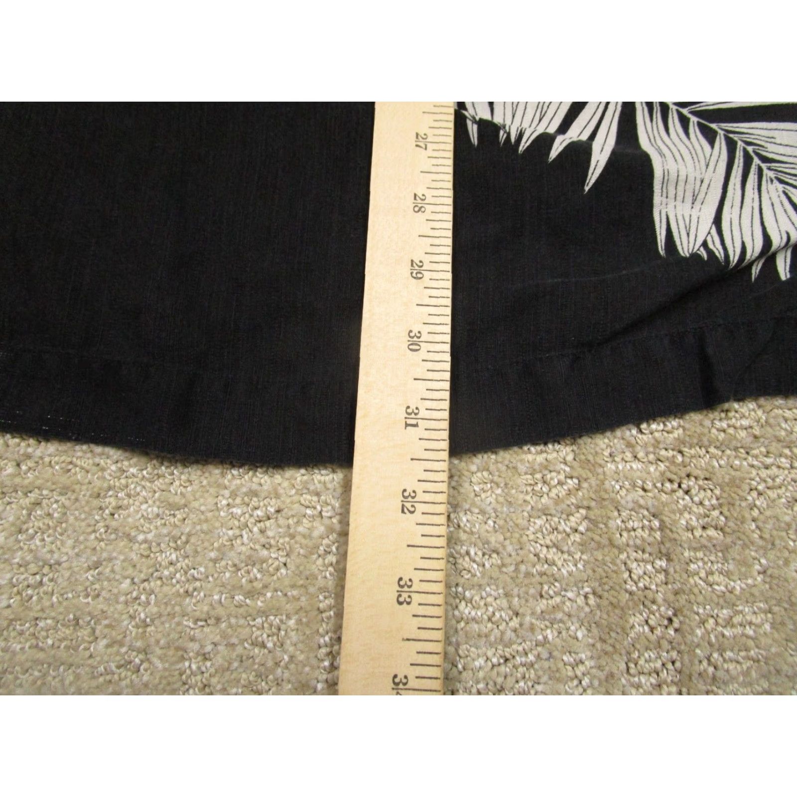 Tommy Bahama VINTAGE Tommy Bahama Shirt Men XL Black Silk Palm Leaves Loop Collar Button Up Hawaiian Size US XL / EU 56 / 4 - 6 Thumbnail