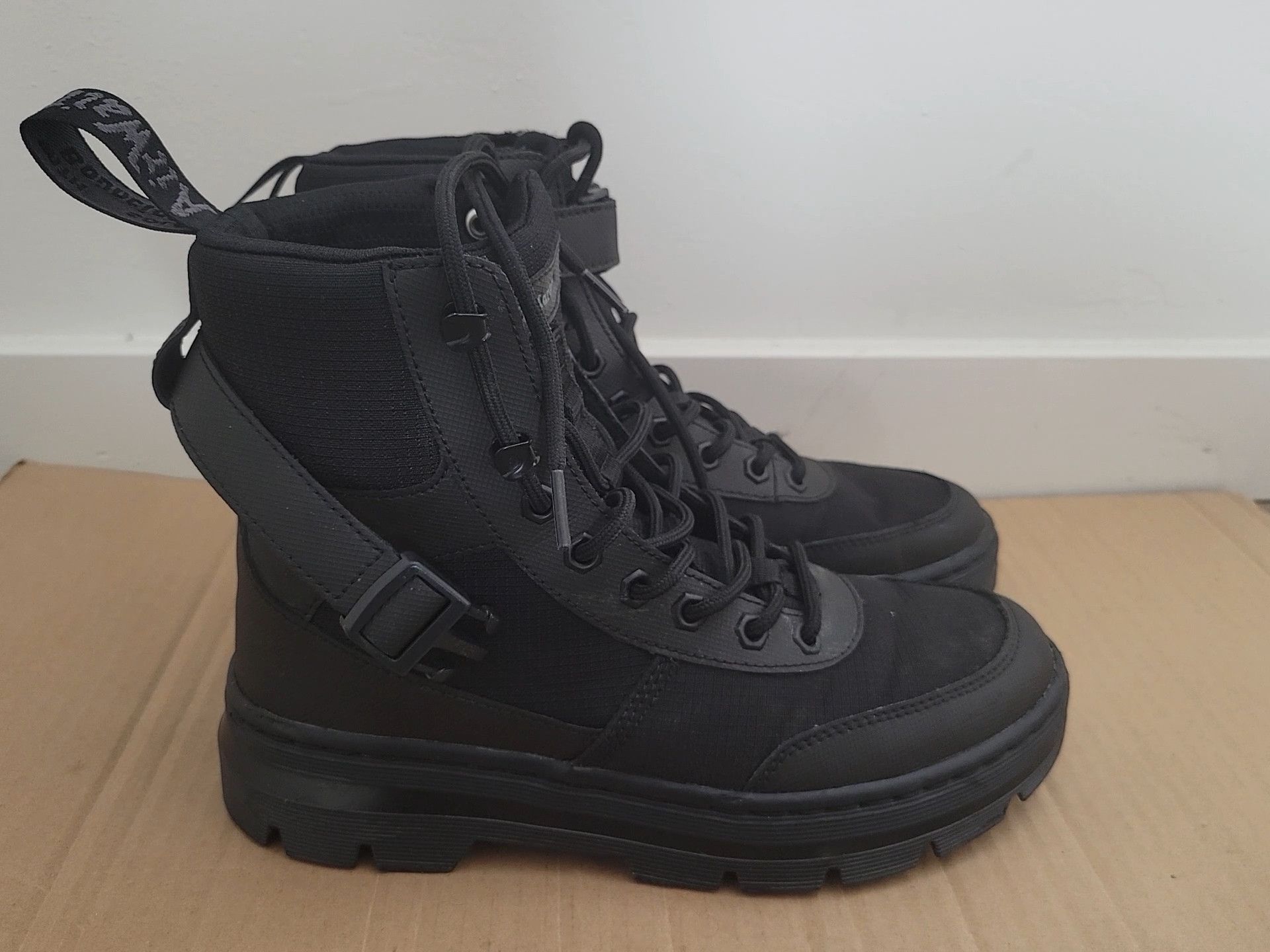 Dr. Martens Dr. Marten's COMBS POLY CASUAL BOOTS Size US 7 / EU 40 - 3 Thumbnail