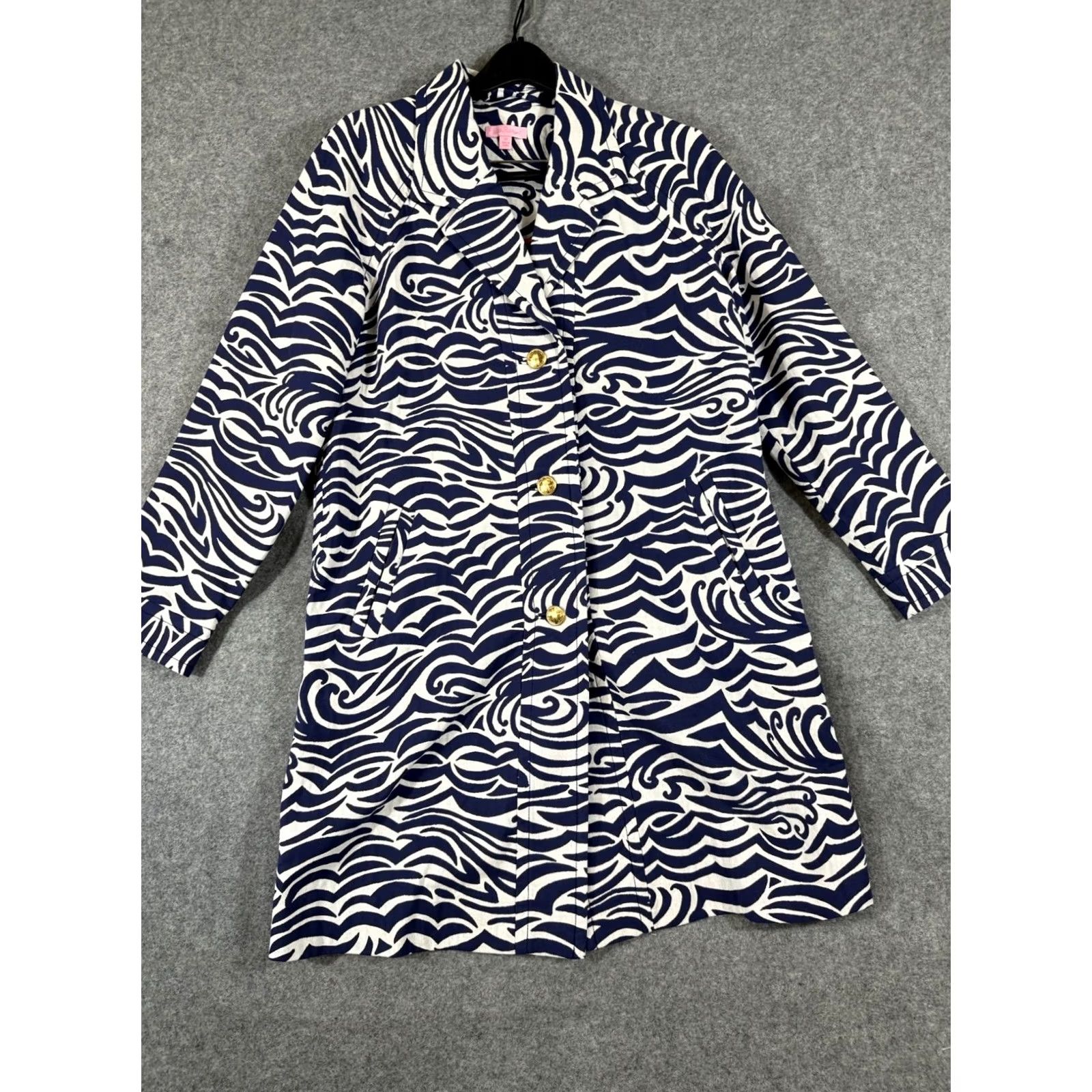 Lilly Pulitzer Lilly Pulitzer Overcoat Jacket Womens M Blue White Abstract Swirl Print Pockets Long Sleeve Size M / US 6-8 / IT 42-44 - 3 Thumbnail