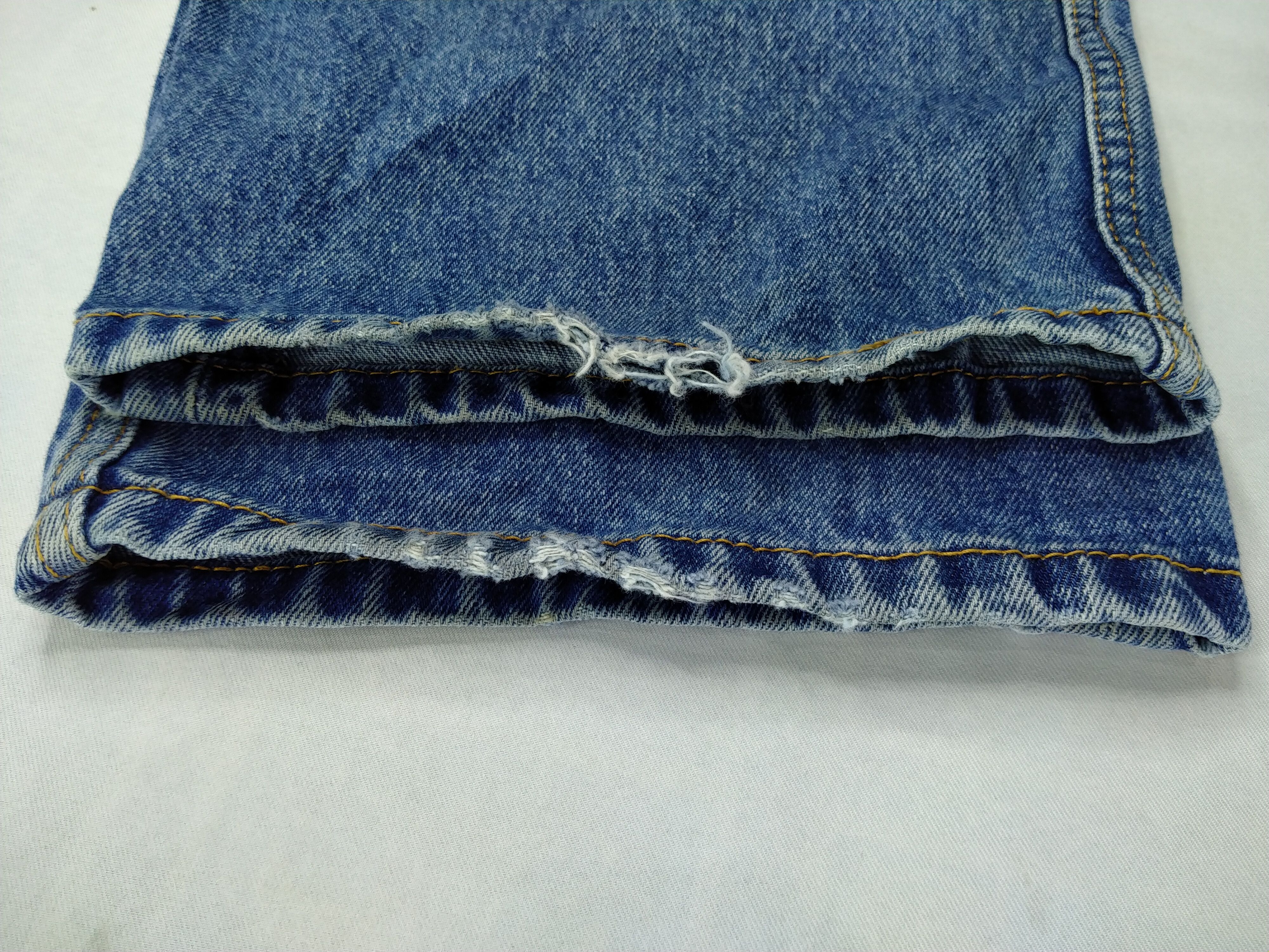 Levi's Vintage Levi's 550 41x29 Denim -JN324 Size US 41 - 14 Thumbnail