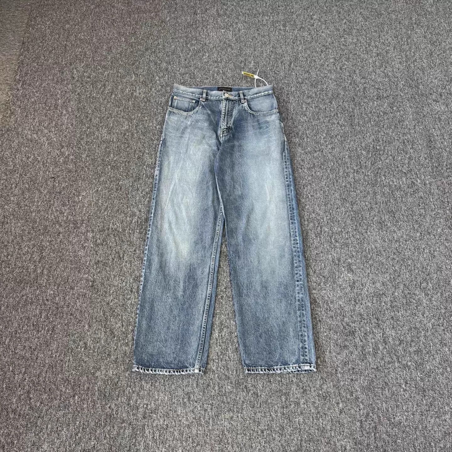 Balenciaga Balenciaga SS22 Washed Straight Leg Jeans XS 99 New Size US 27 - 1 Thumbnail