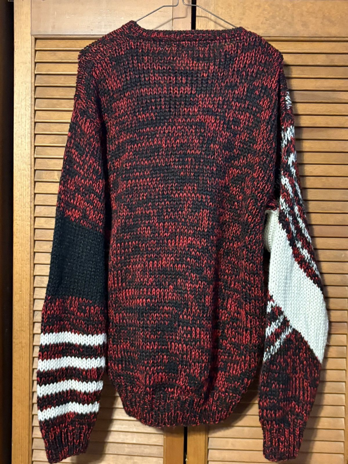 Koman VTG Koman Sweater Men's Medium Red Black Geometric Knit Size US L / EU 52-54 / 3 - 5 Thumbnail