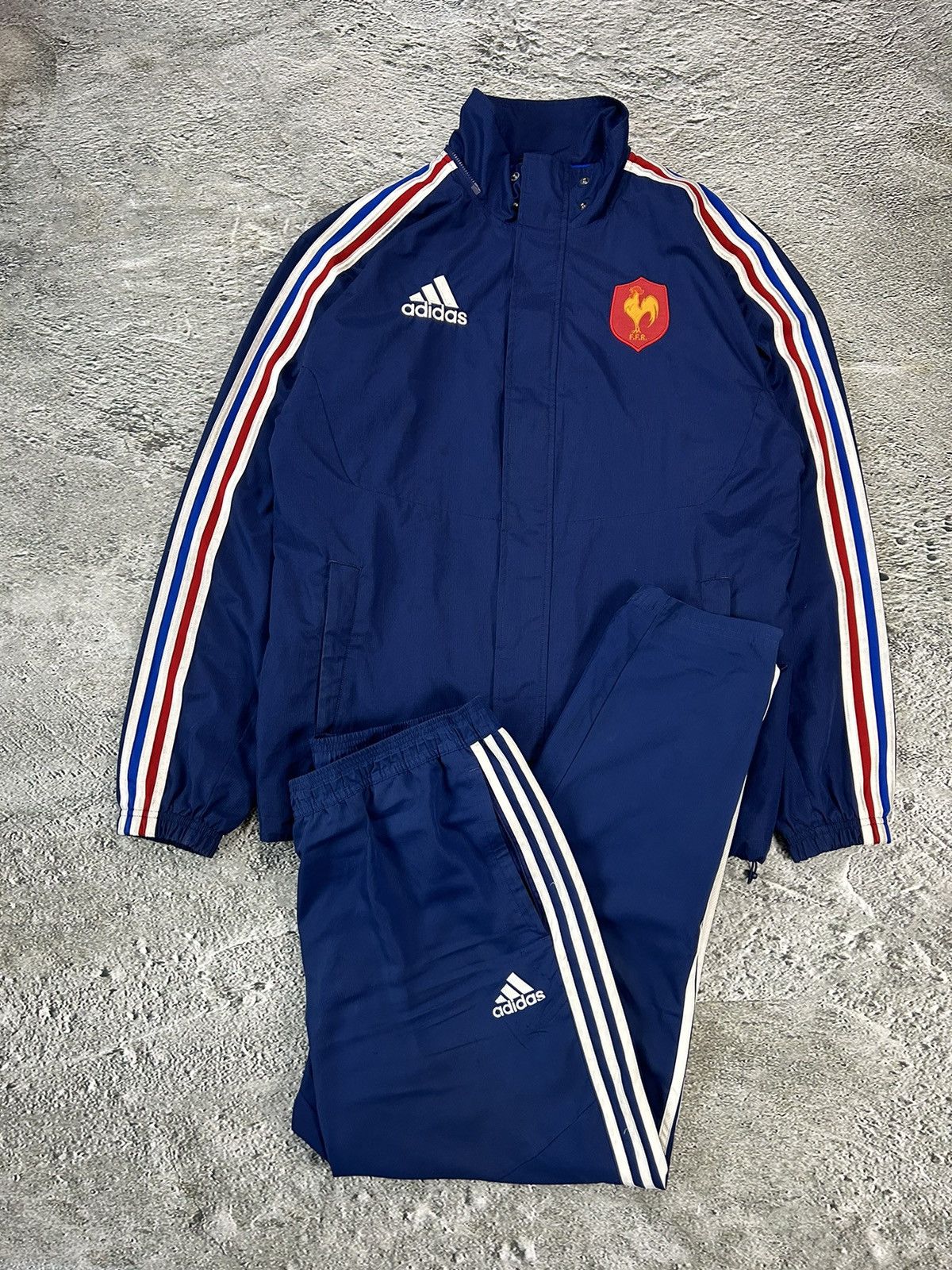 Adidas × Vintage France Adidas track suit navy pants windbreaker vintage Size US L / EU 52-54 / 3 - 1 Thumbnail