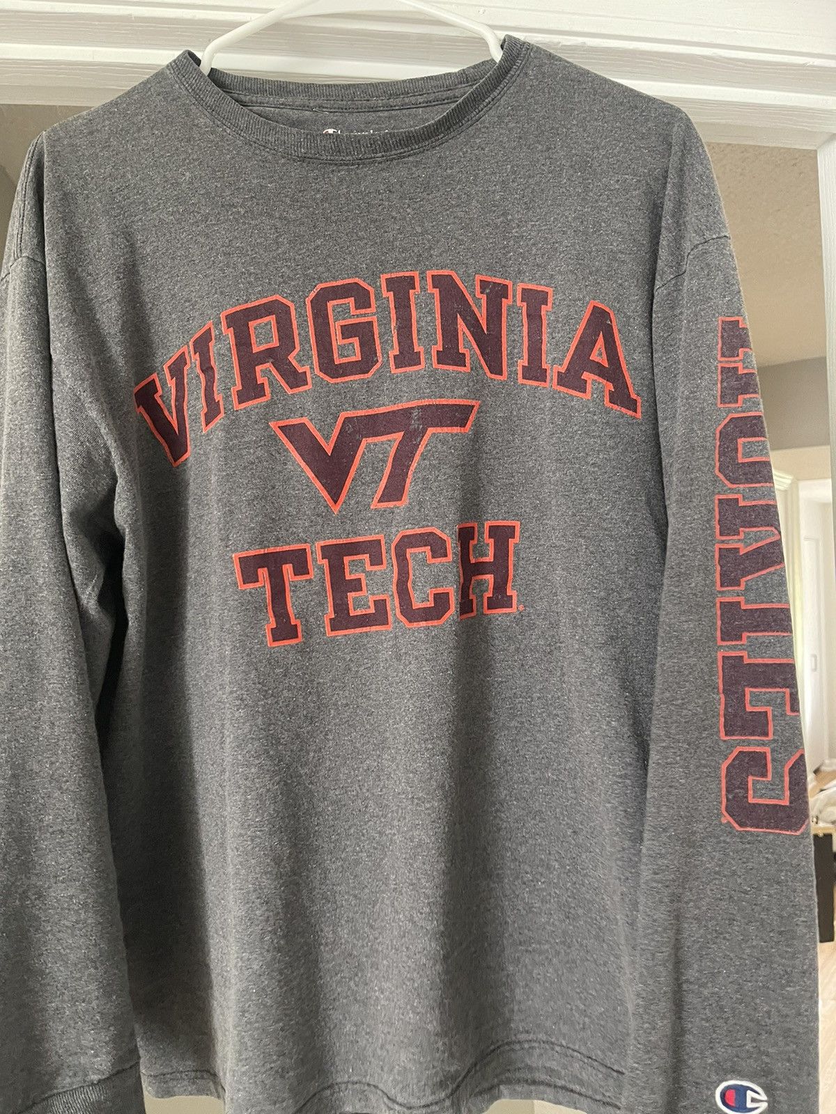 Champion × Vintage Virginia Tech Champion Long Sleeve T-shirt Size US L / EU 52-54 / 3 - 4 Thumbnail