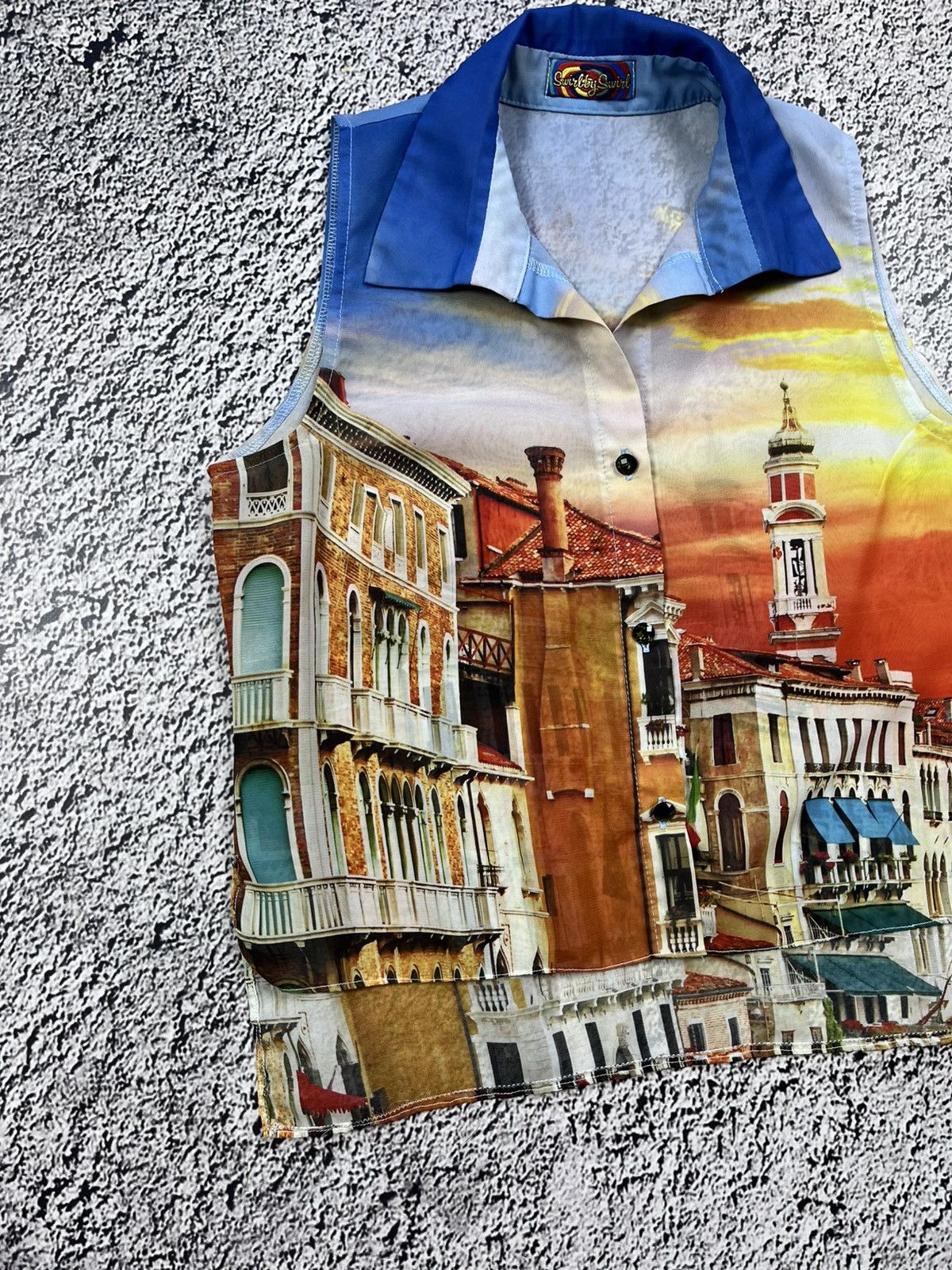 Vintage Vintage 90s printed sleeveless shirt size M Size M / US 6-8 / IT 42-44 - 2 Thumbnail