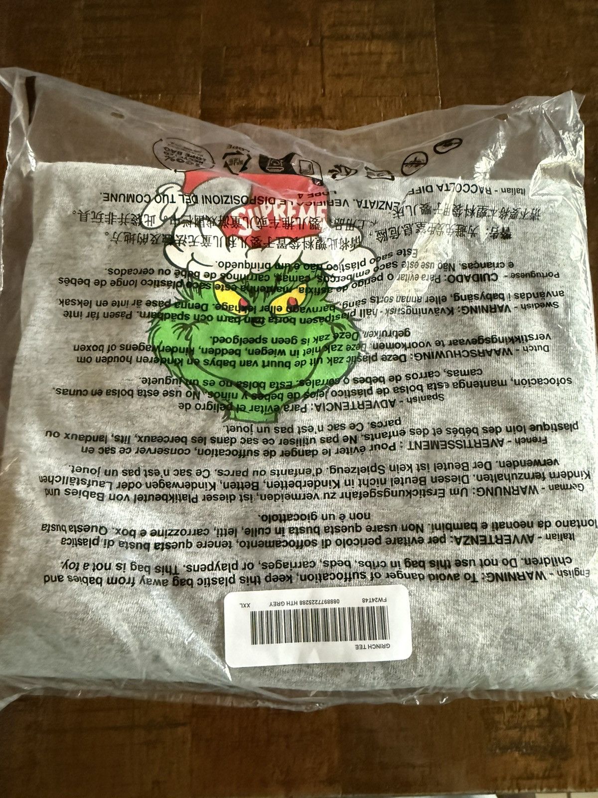 Supreme Supreme Grinch Tee Size US XXL / EU 58 / 5 - 1 Thumbnail